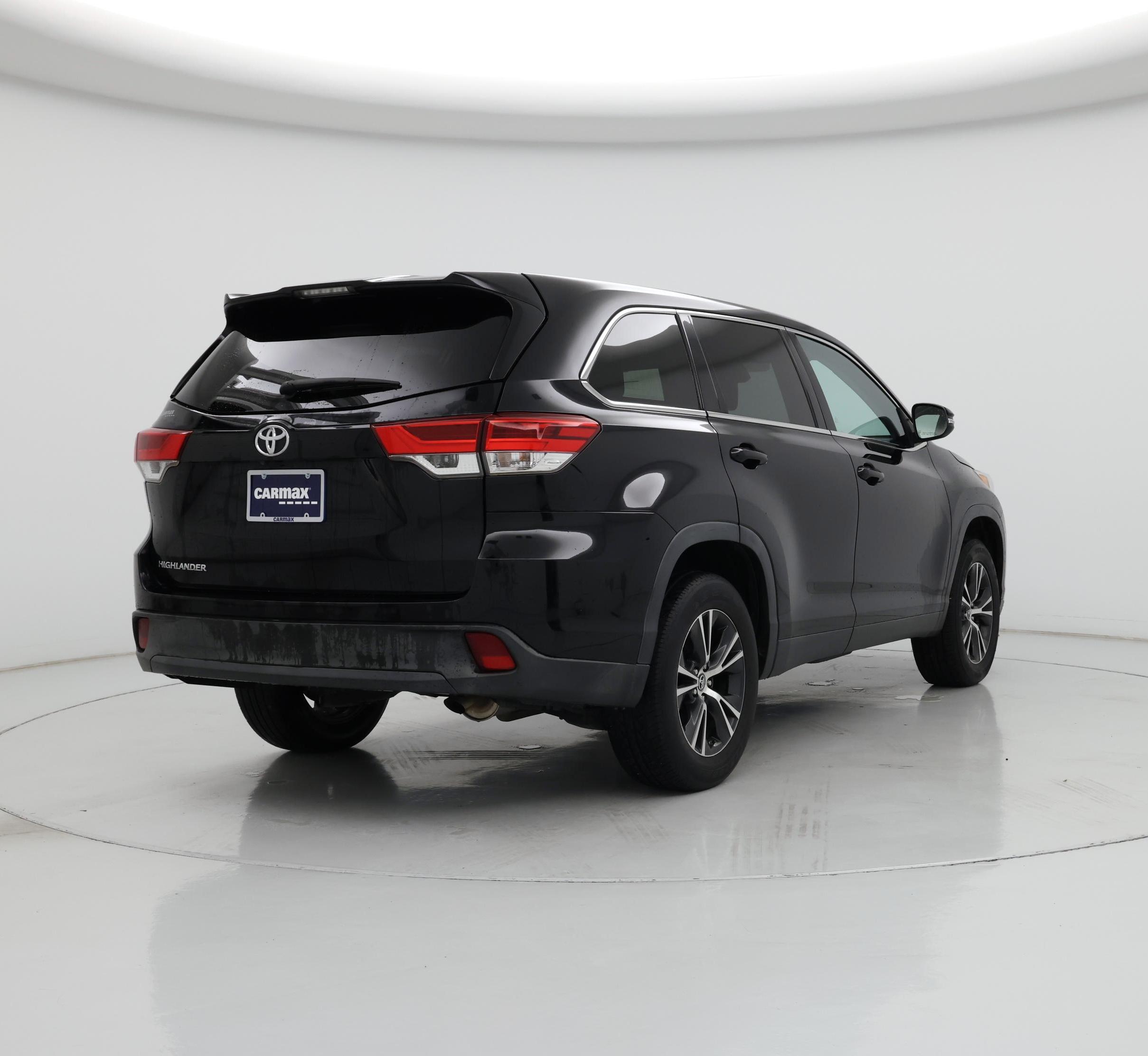 Thumbnail: 2019 Toyota Highlander - 8