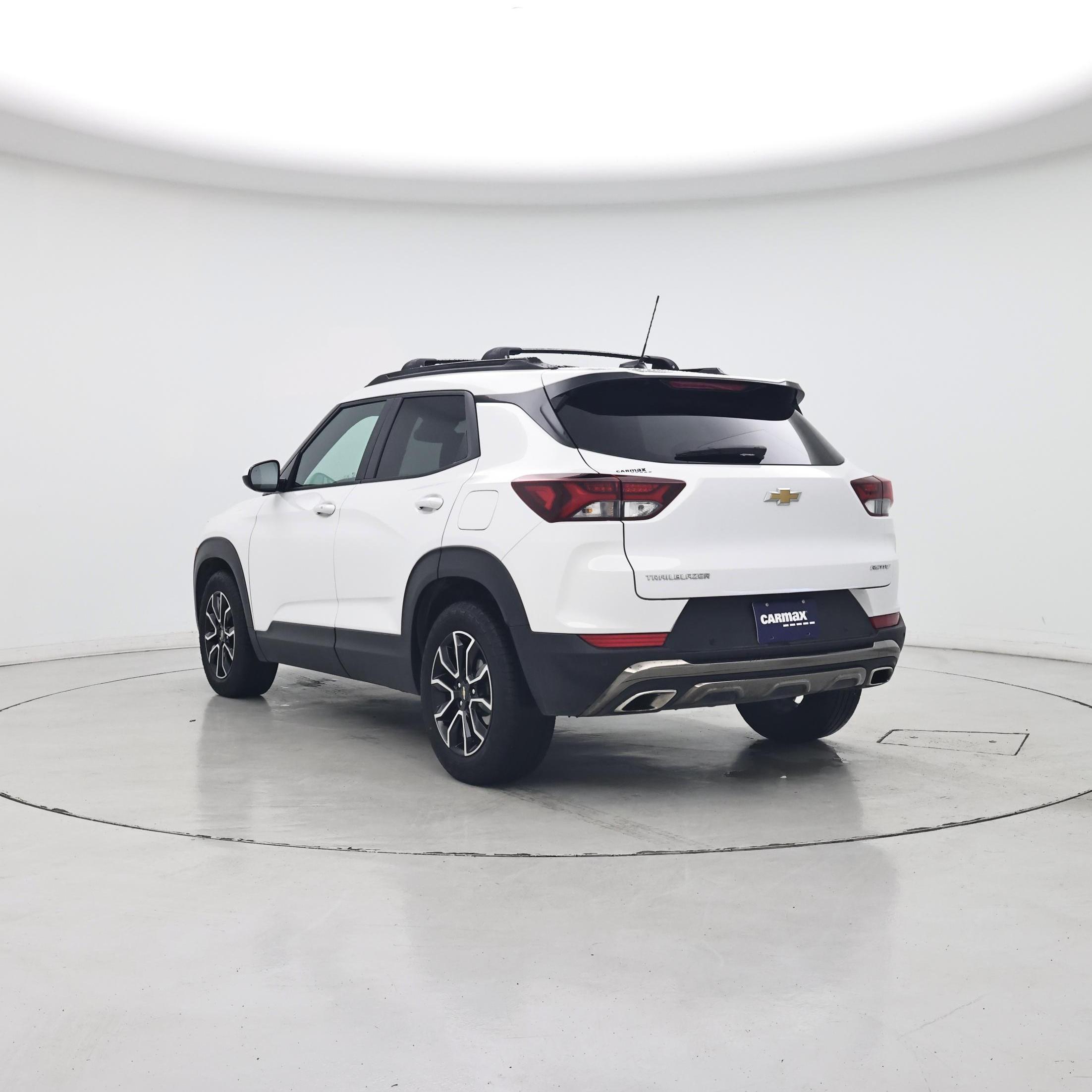 Thumbnail: 2023 Chevrolet TrailBlazer - 2