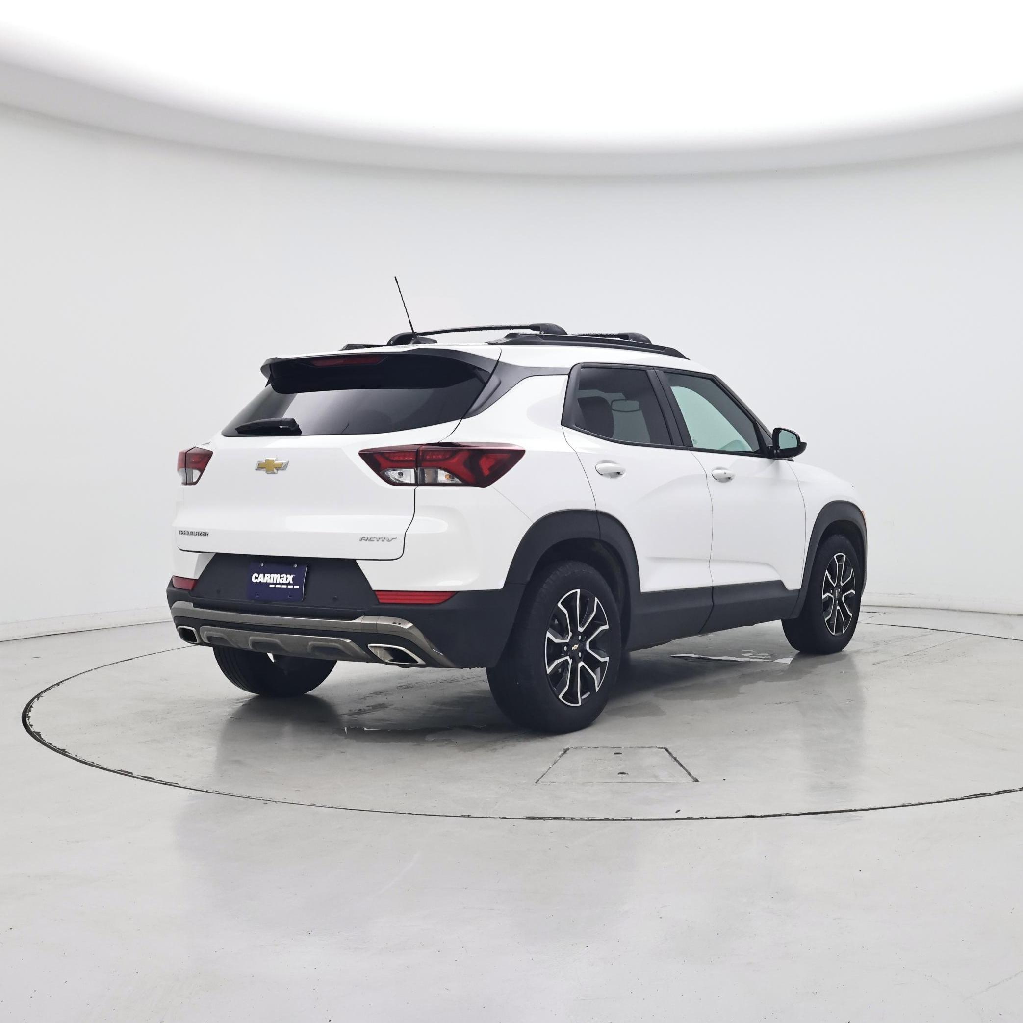 Thumbnail: 2023 Chevrolet TrailBlazer - 8
