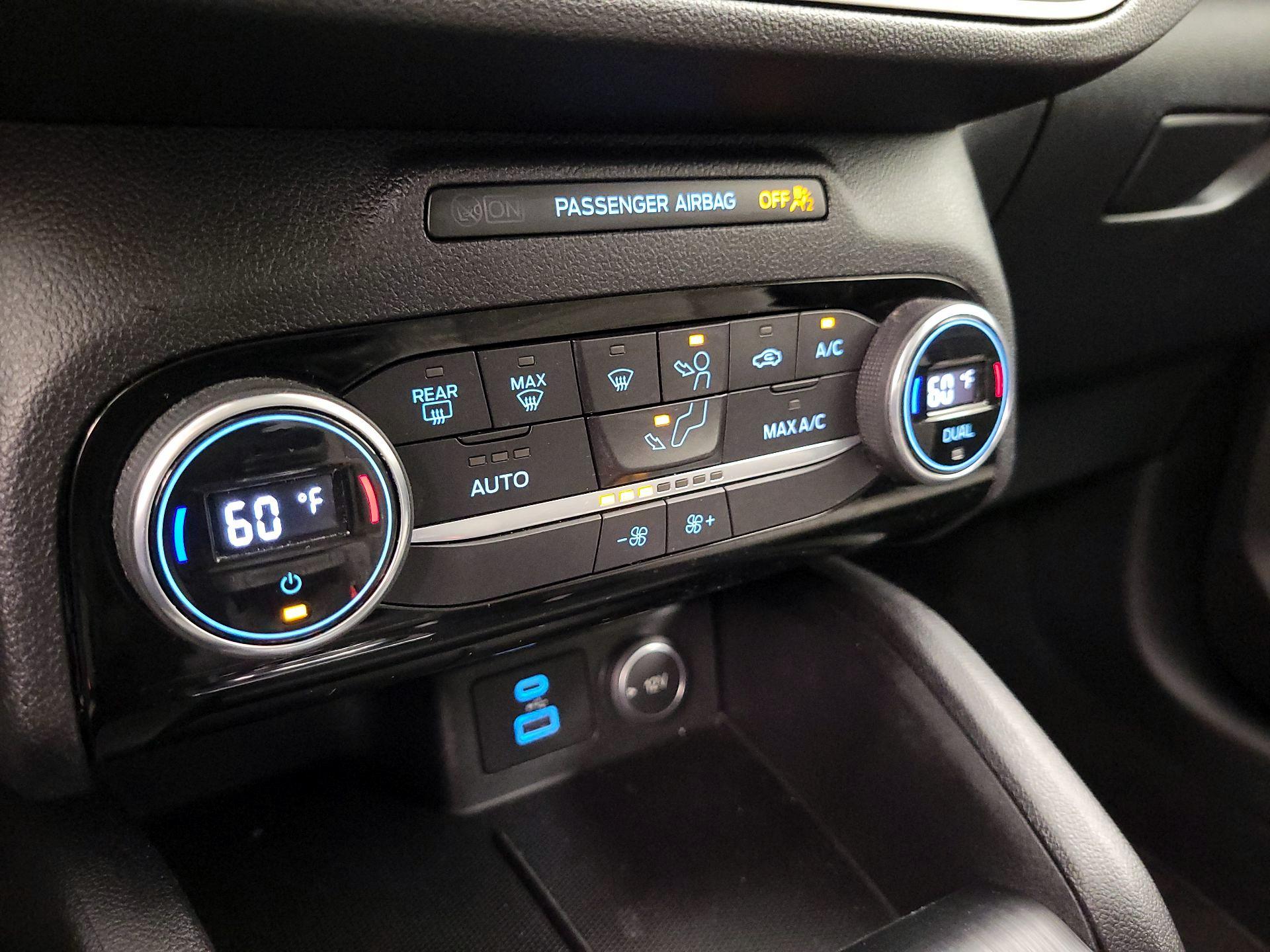 Thumbnail: 2021 Ford Escape - 17