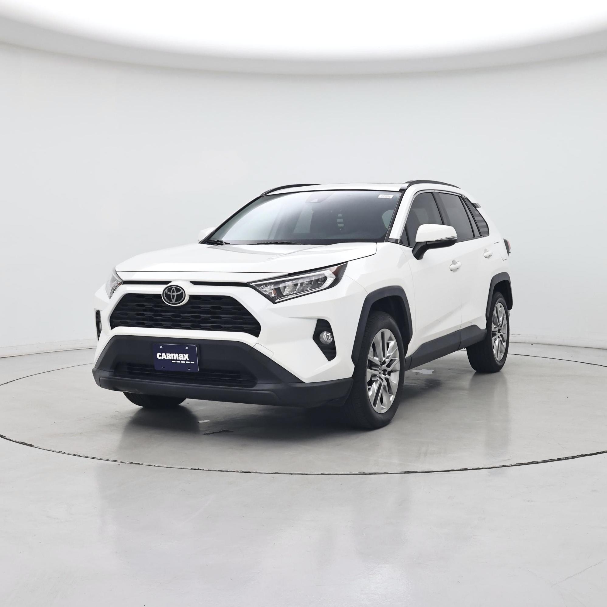 Thumbnail: 2019 Toyota RAV4 - 4