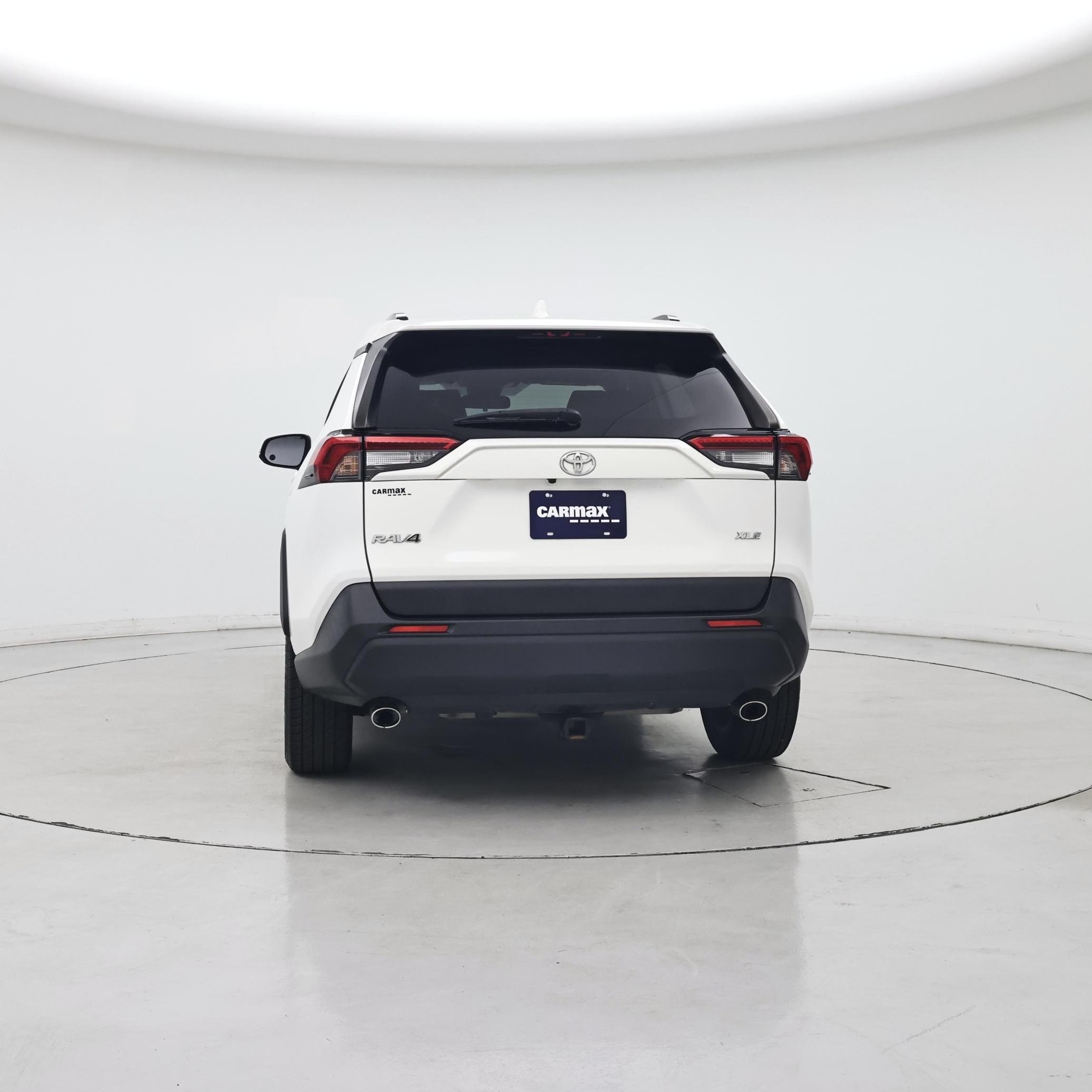 Thumbnail: 2019 Toyota RAV4 - 6