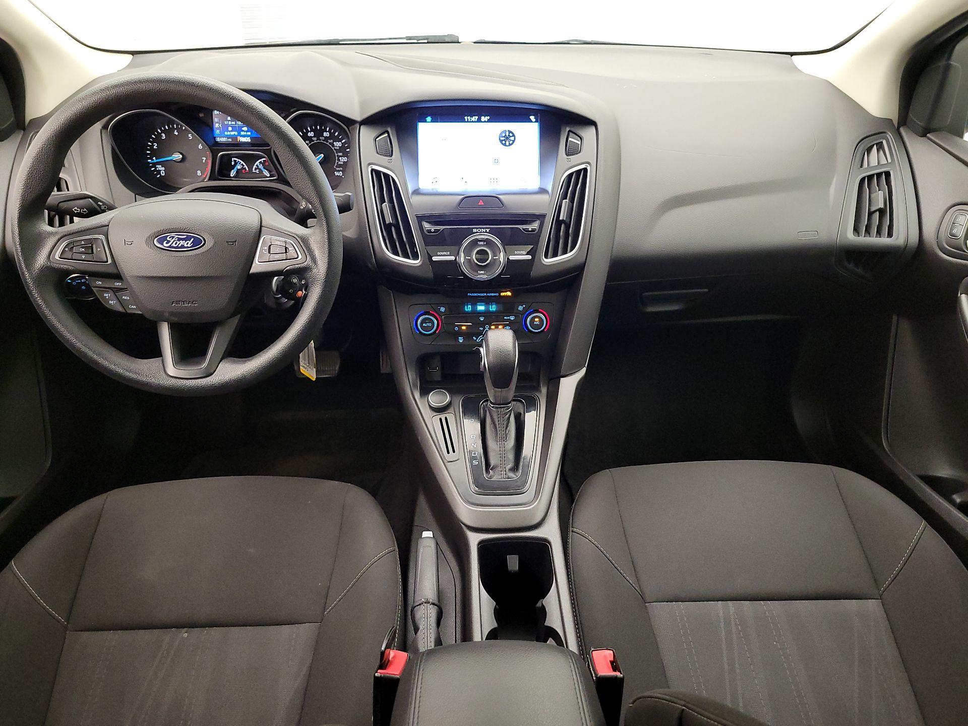 Thumbnail: 2017 Ford Focus - 9