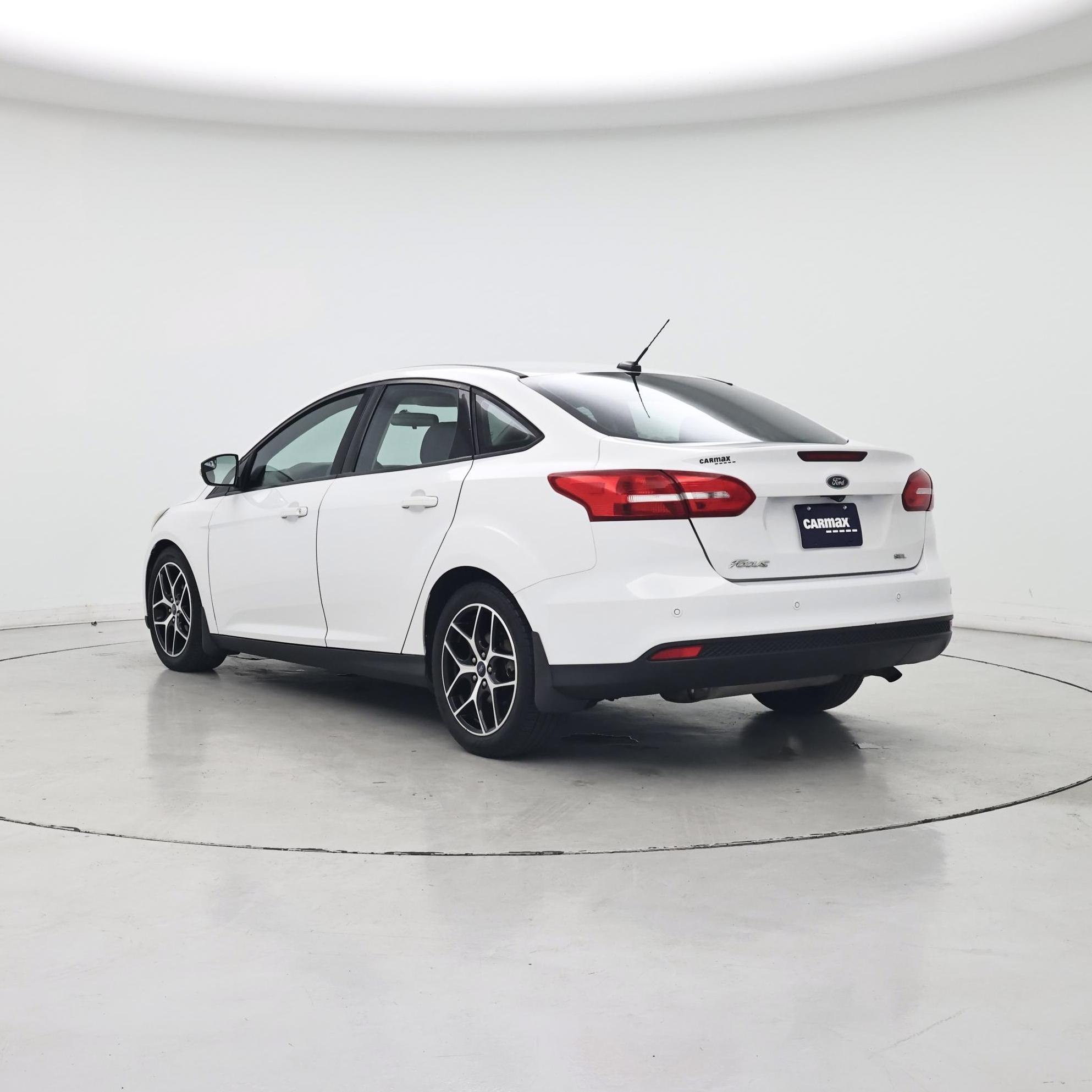 Thumbnail: 2017 Ford Focus - 2