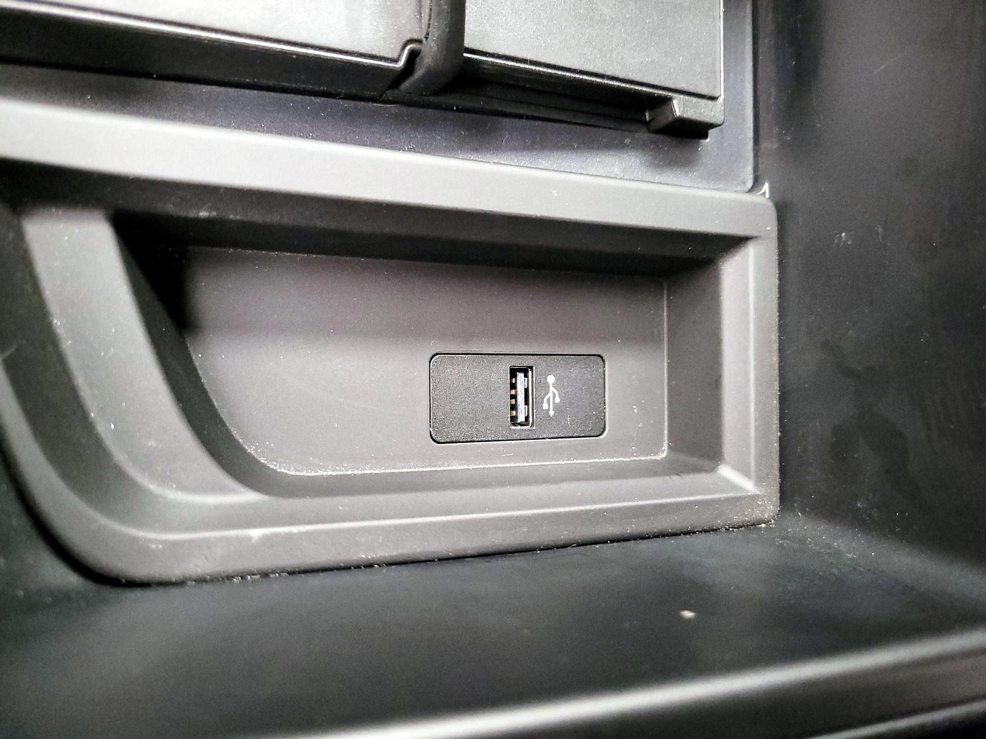 Thumbnail: 2021 BMW M2 - 19