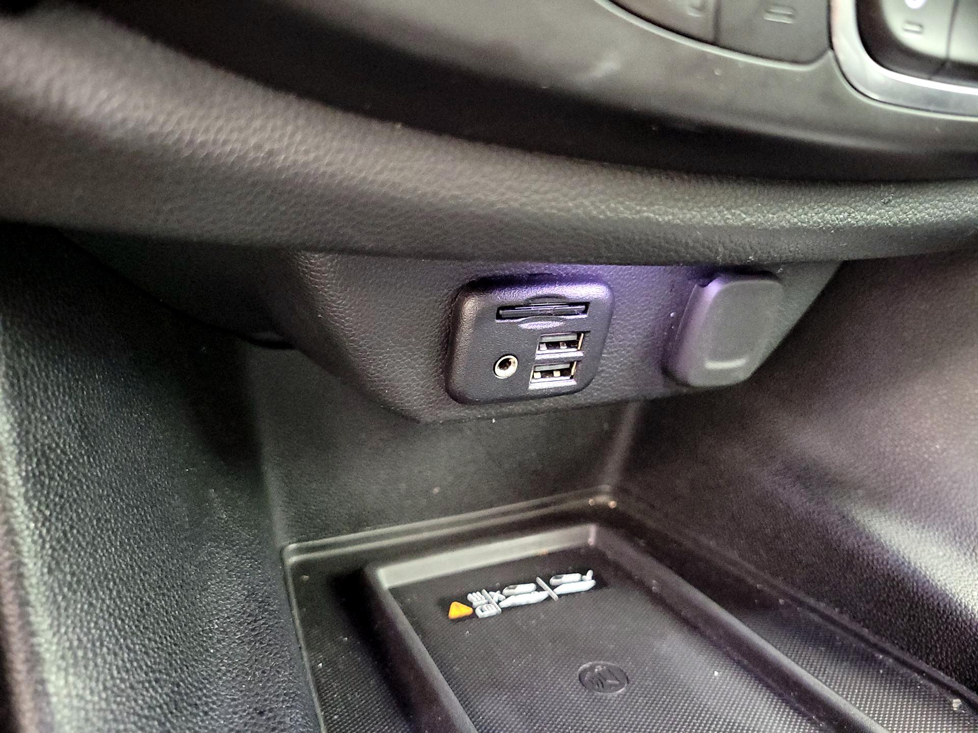 Thumbnail: 2020 Chevrolet Traverse - 19