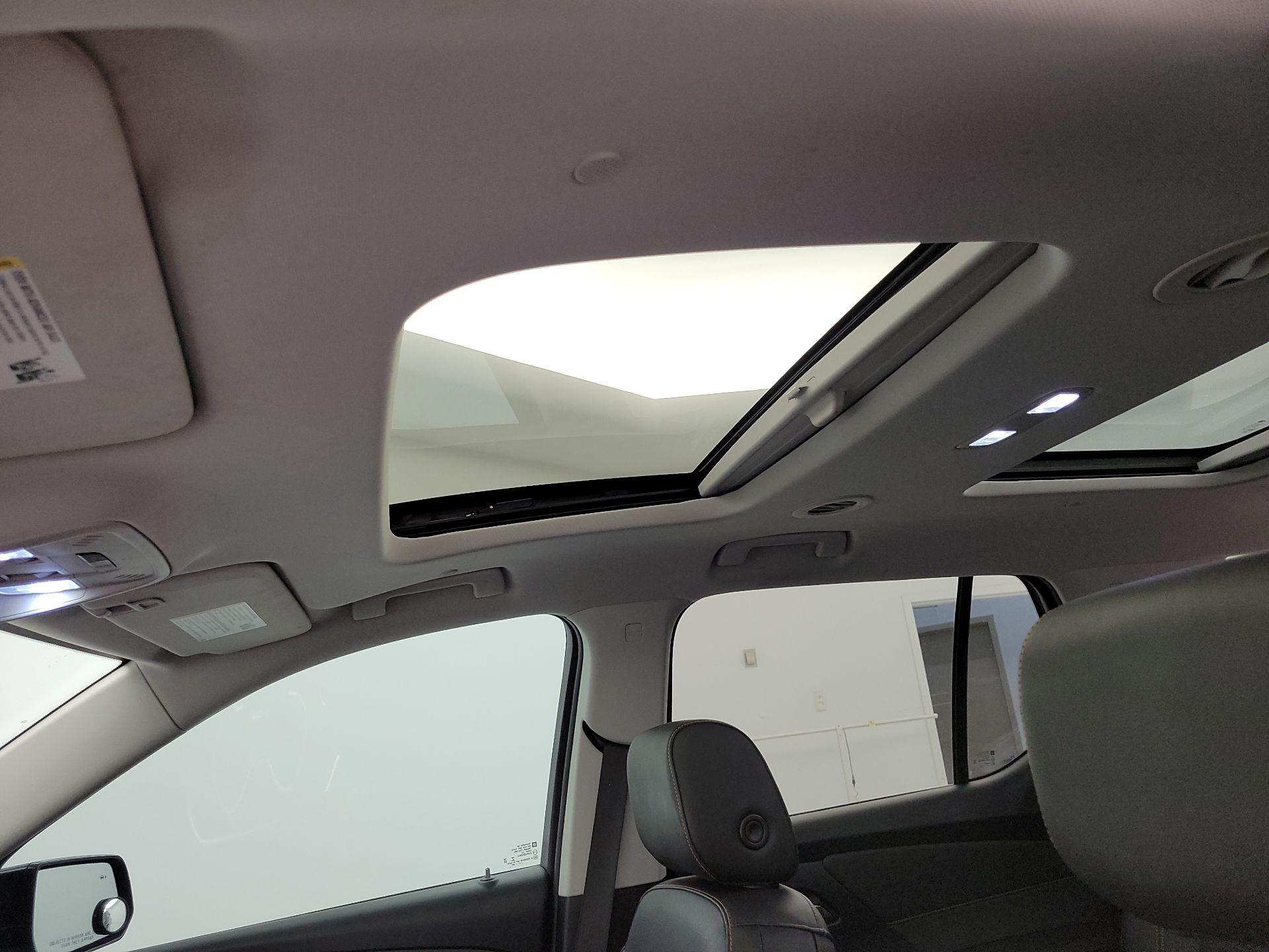 Thumbnail: 2020 Chevrolet Traverse - 20