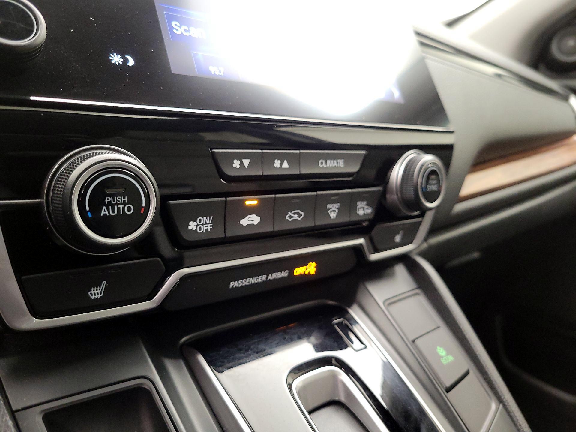 Thumbnail: 2019 Honda CR-V - 16