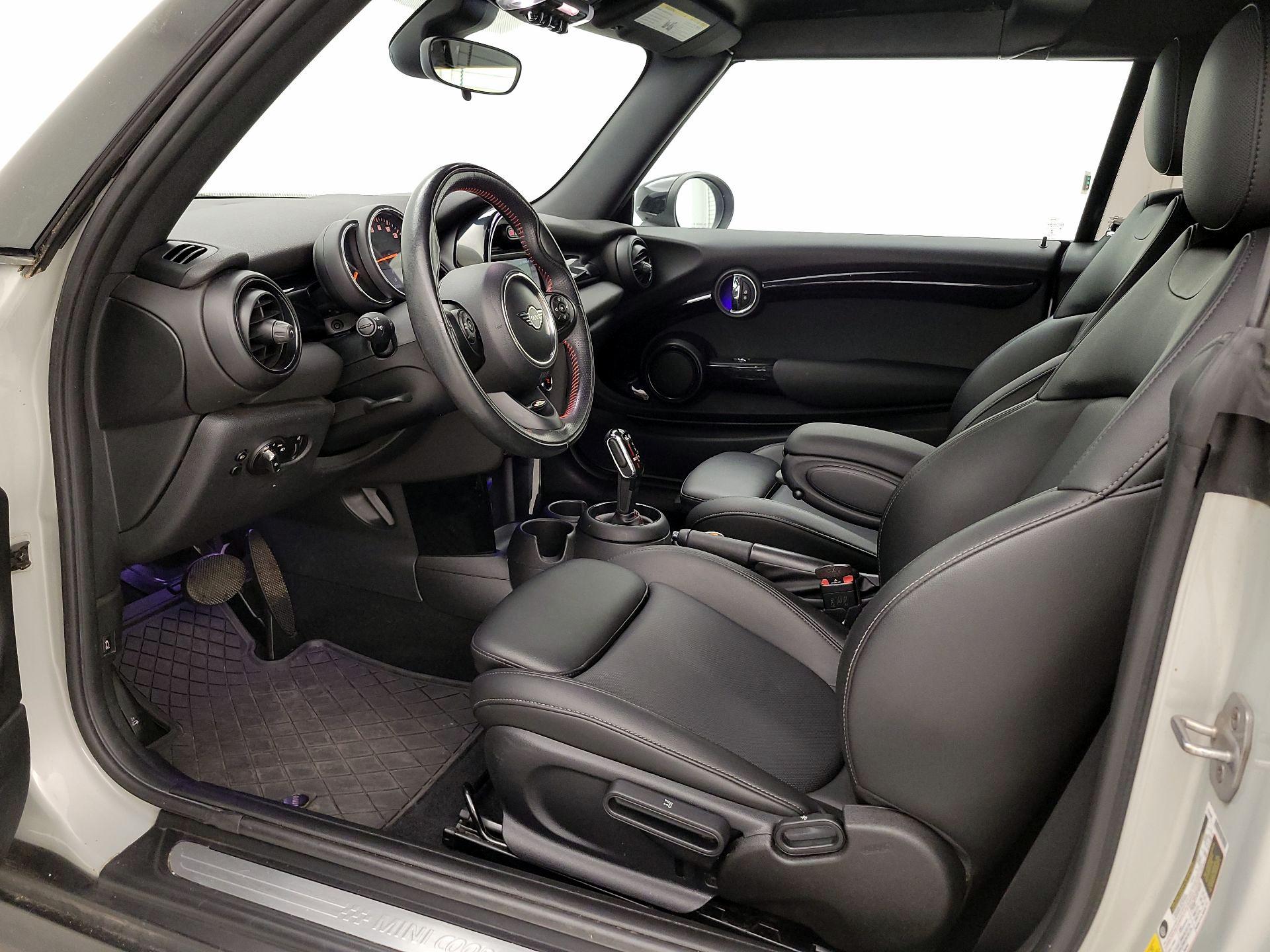 Thumbnail: 2020 MINI Cooper - 11