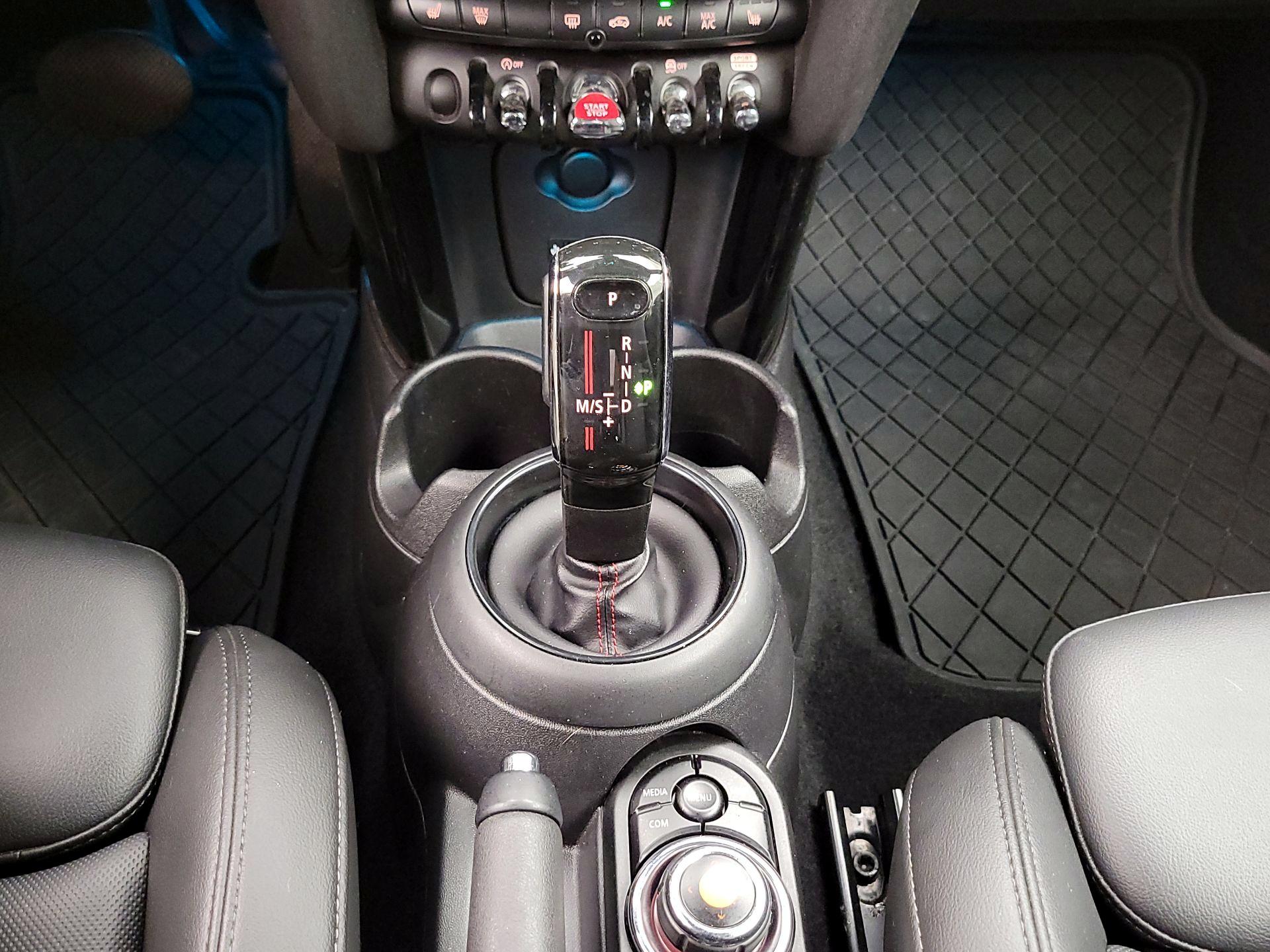 Thumbnail: 2020 MINI Cooper - 18