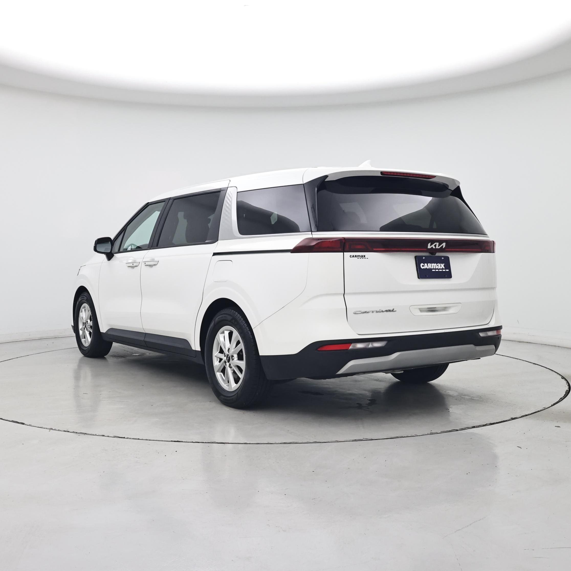 Thumbnail: 2022 Kia Carnival - 2