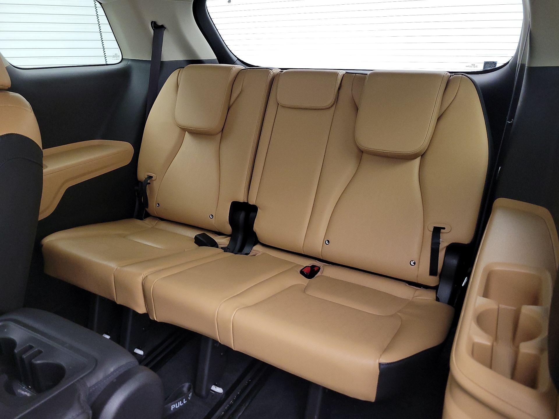 Thumbnail: 2022 Kia Carnival - 20