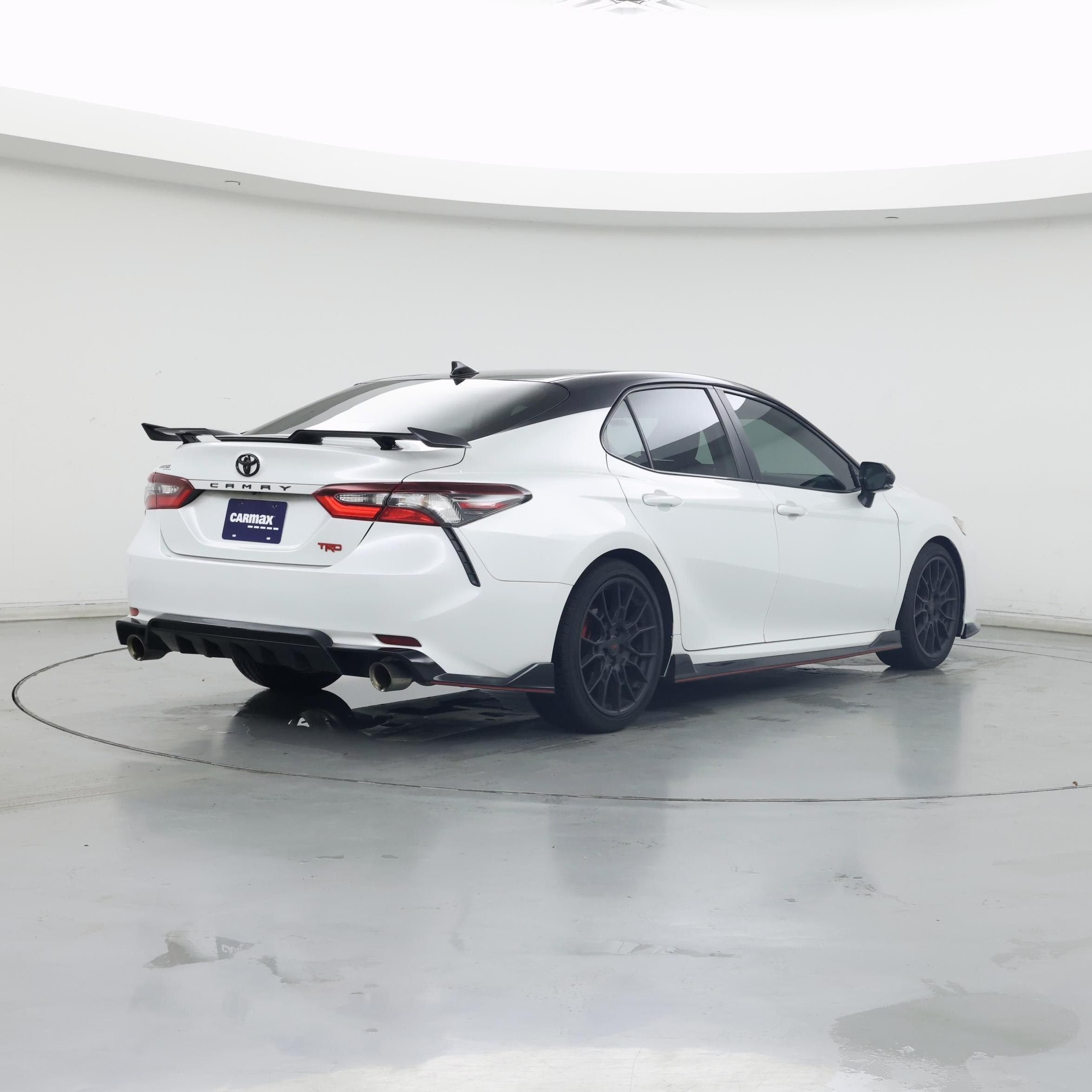 Thumbnail: 2023 Toyota Camry - 8