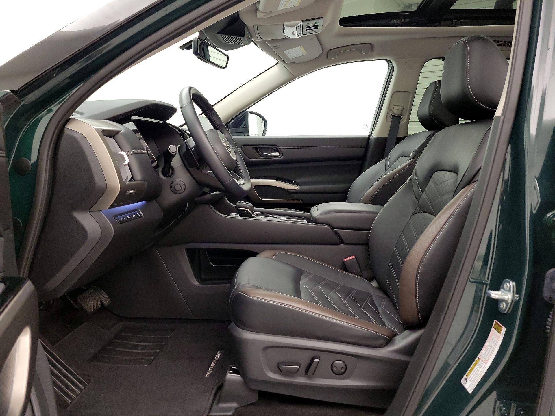 Thumbnail: 2024 Nissan Pathfinder - 11