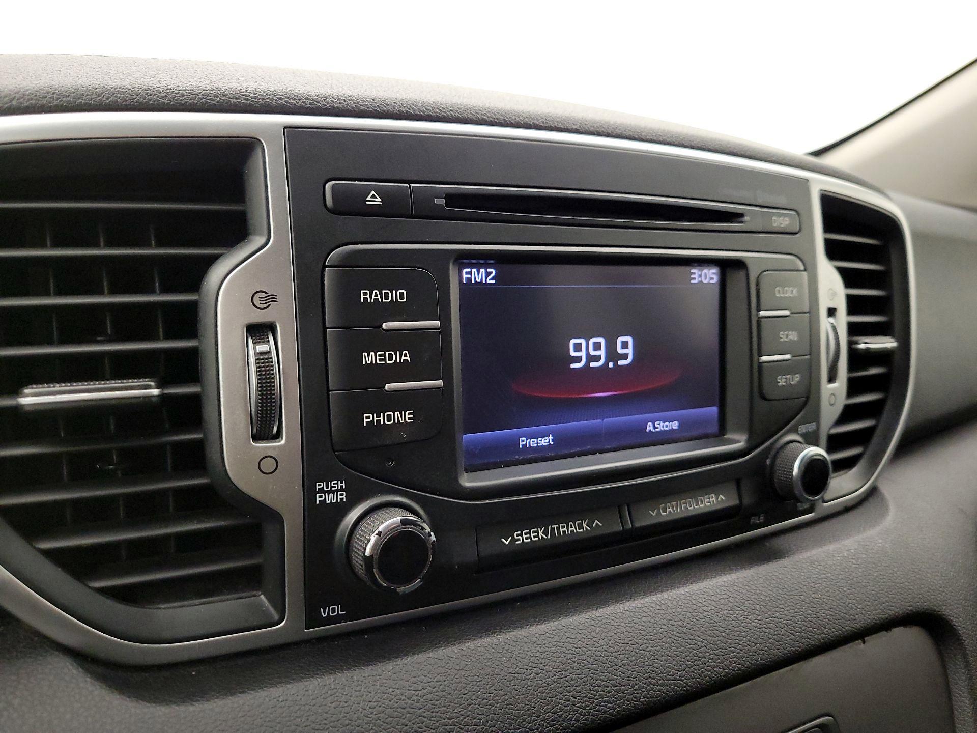 Thumbnail: 2017 Kia Sportage - 15