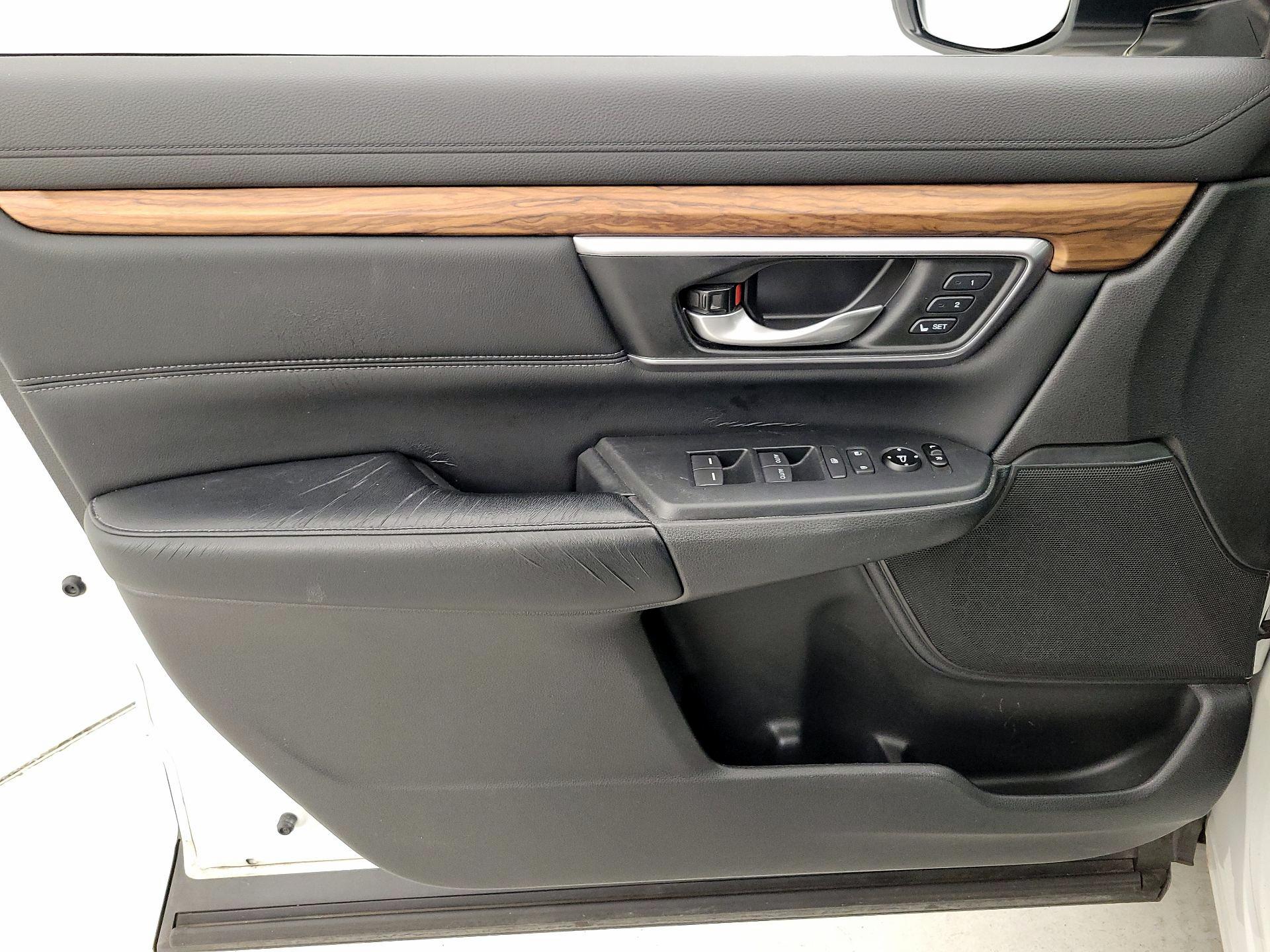 Thumbnail: 2017 Honda CR-V - 12