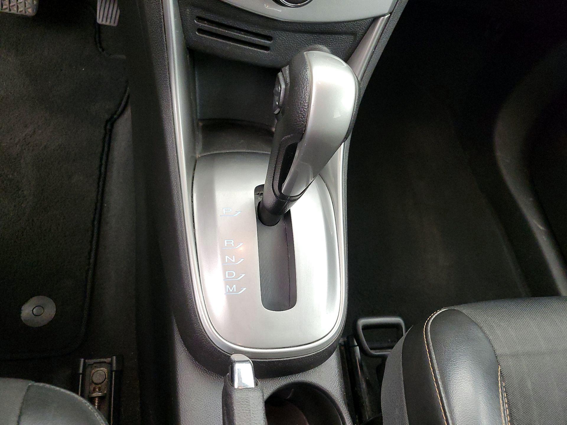 Thumbnail: 2016 Chevrolet Trax - 17