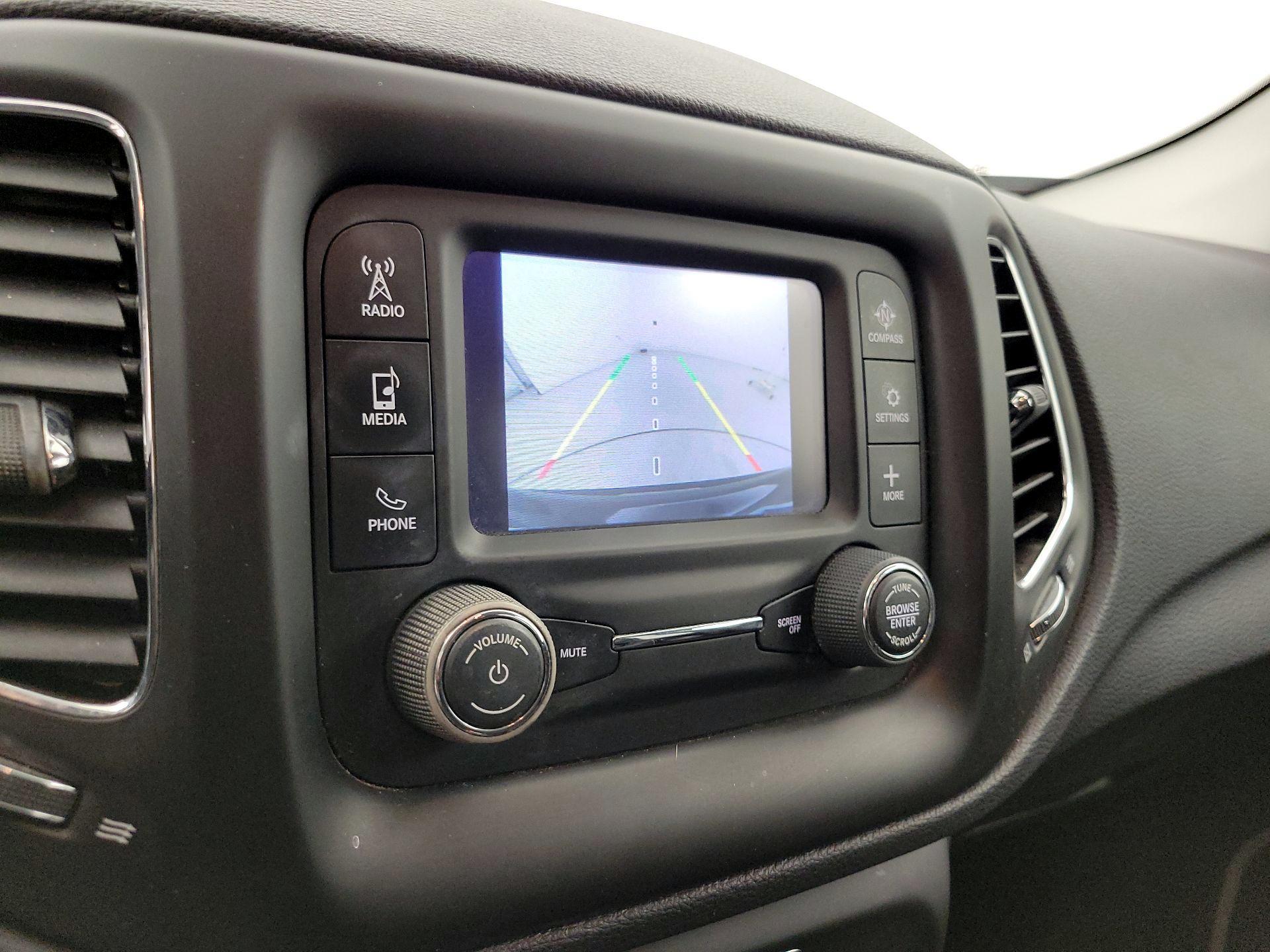 Thumbnail: 2017 Jeep Compass - 14