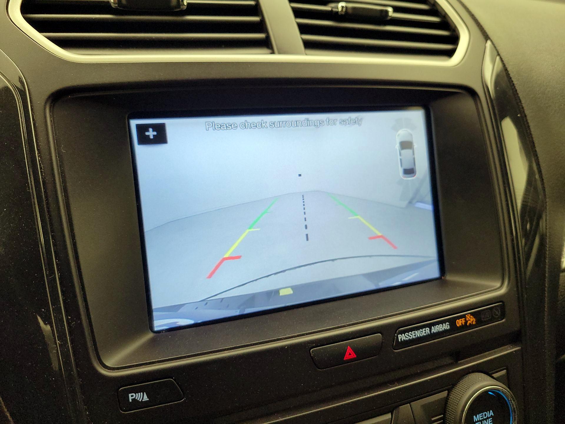 Thumbnail: 2017 Ford Explorer - 15