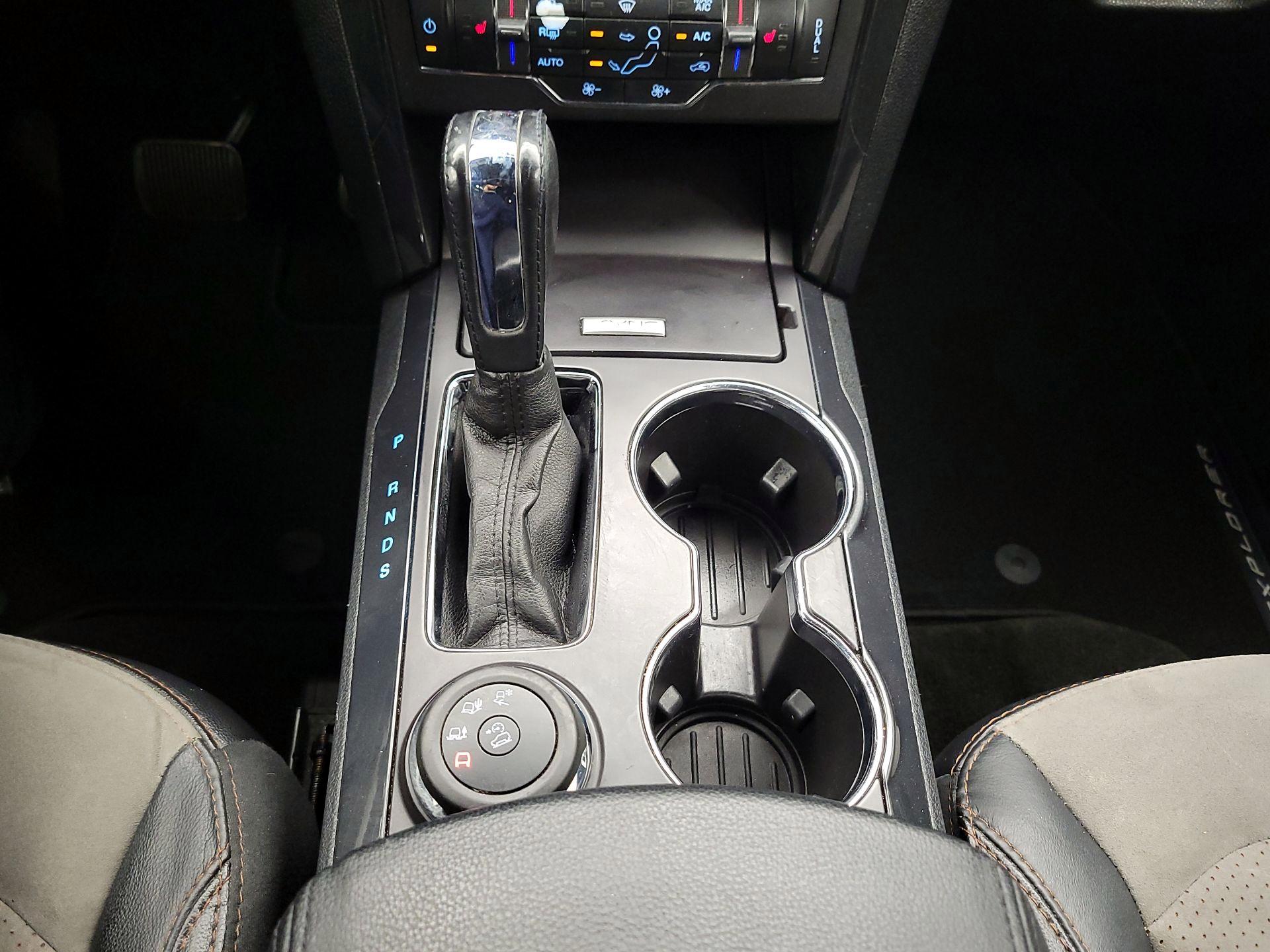 Thumbnail: 2017 Ford Explorer - 18