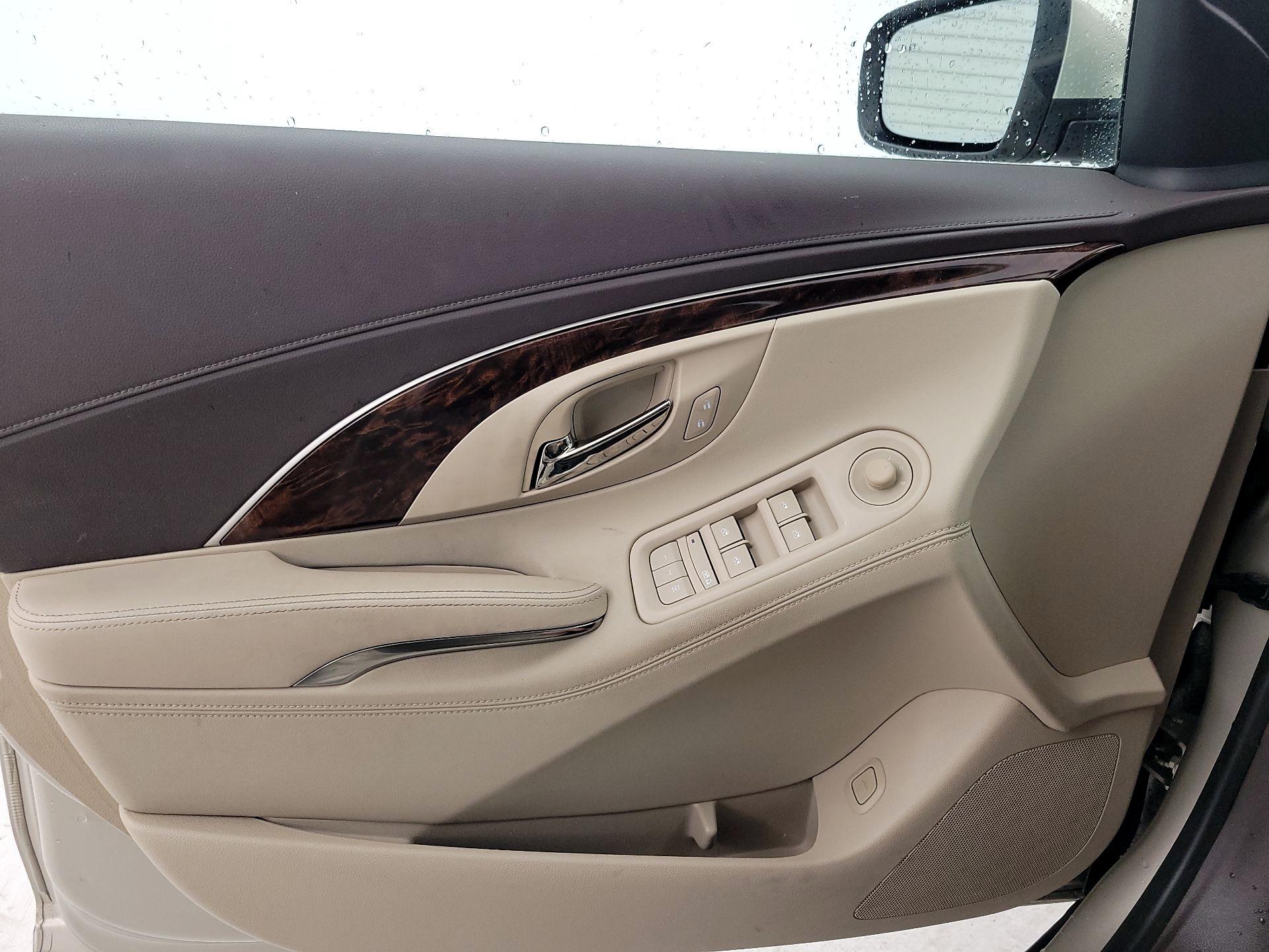 Thumbnail: 2014 Buick LaCrosse - 12