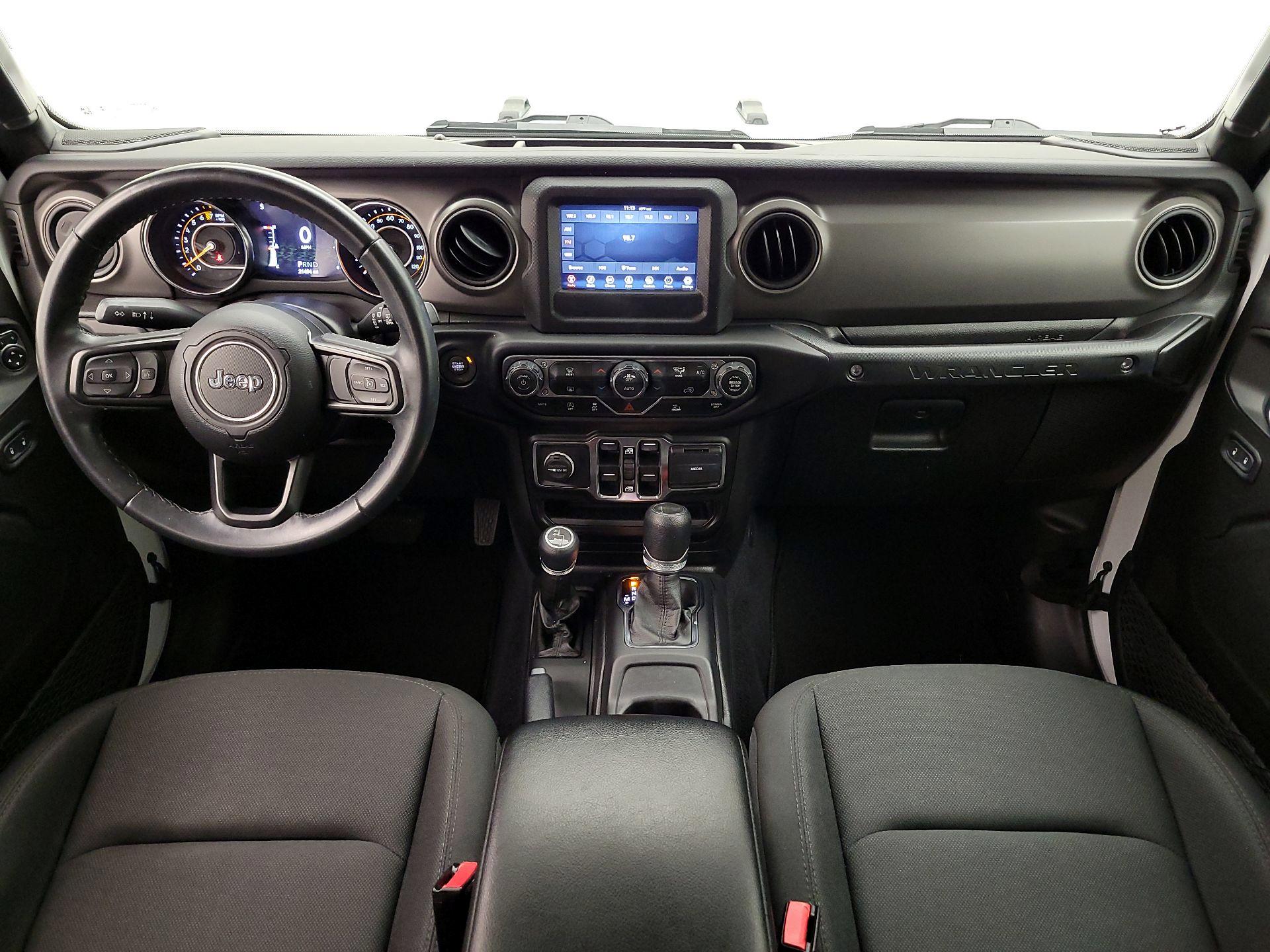 Thumbnail: 2022 Jeep Wrangler - 9