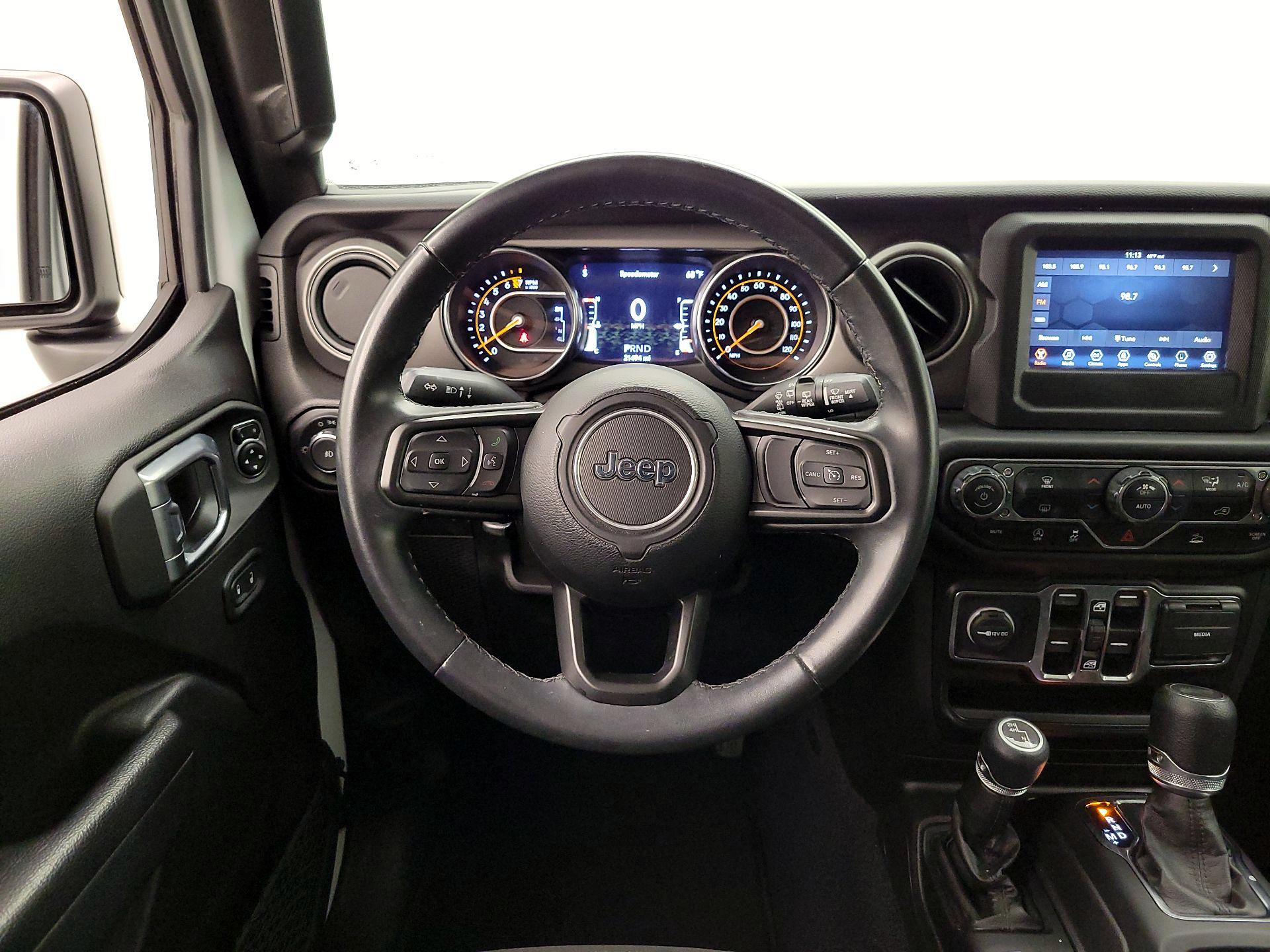 Thumbnail: 2022 Jeep Wrangler - 10