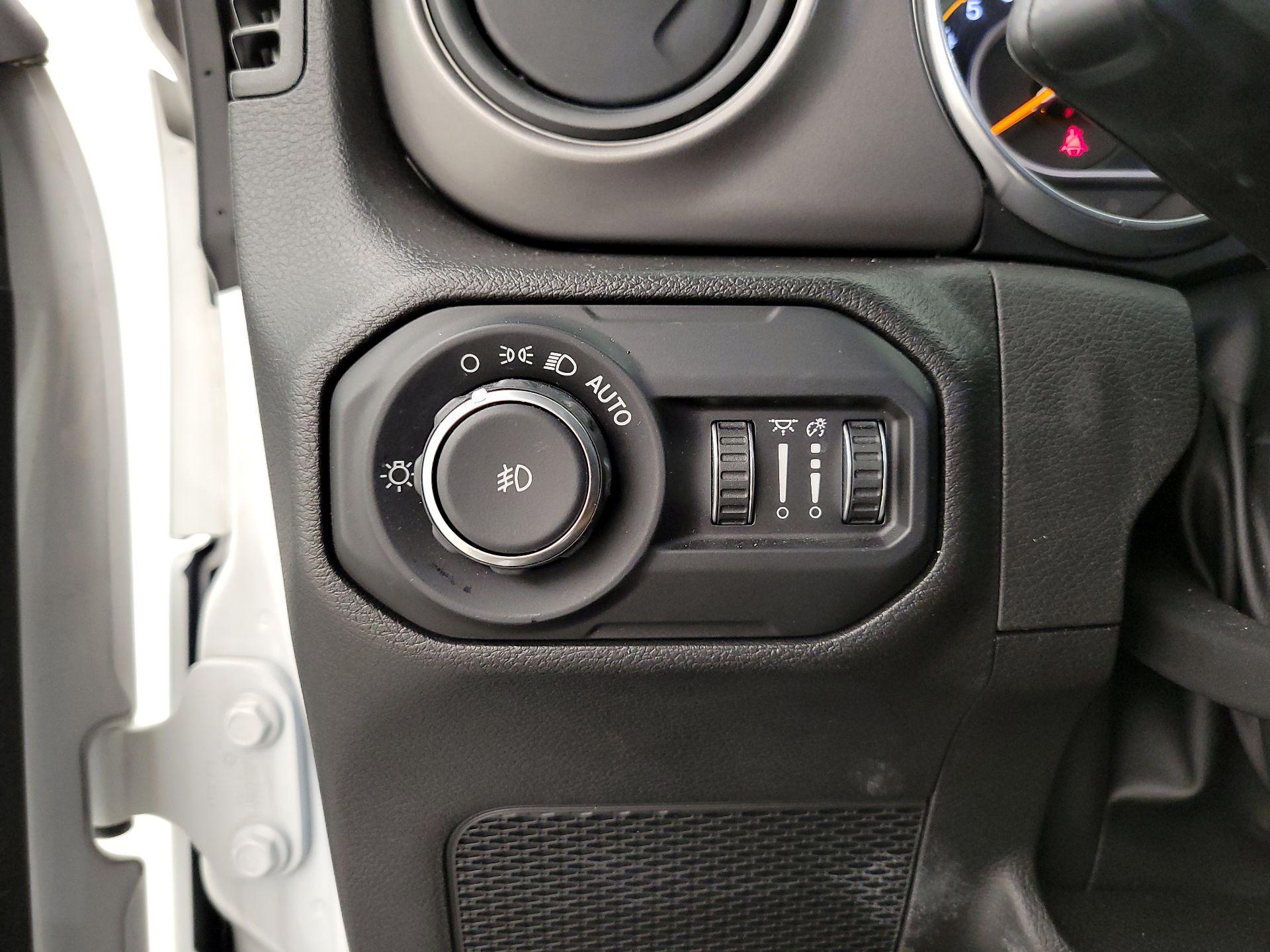 Thumbnail: 2022 Jeep Wrangler - 13