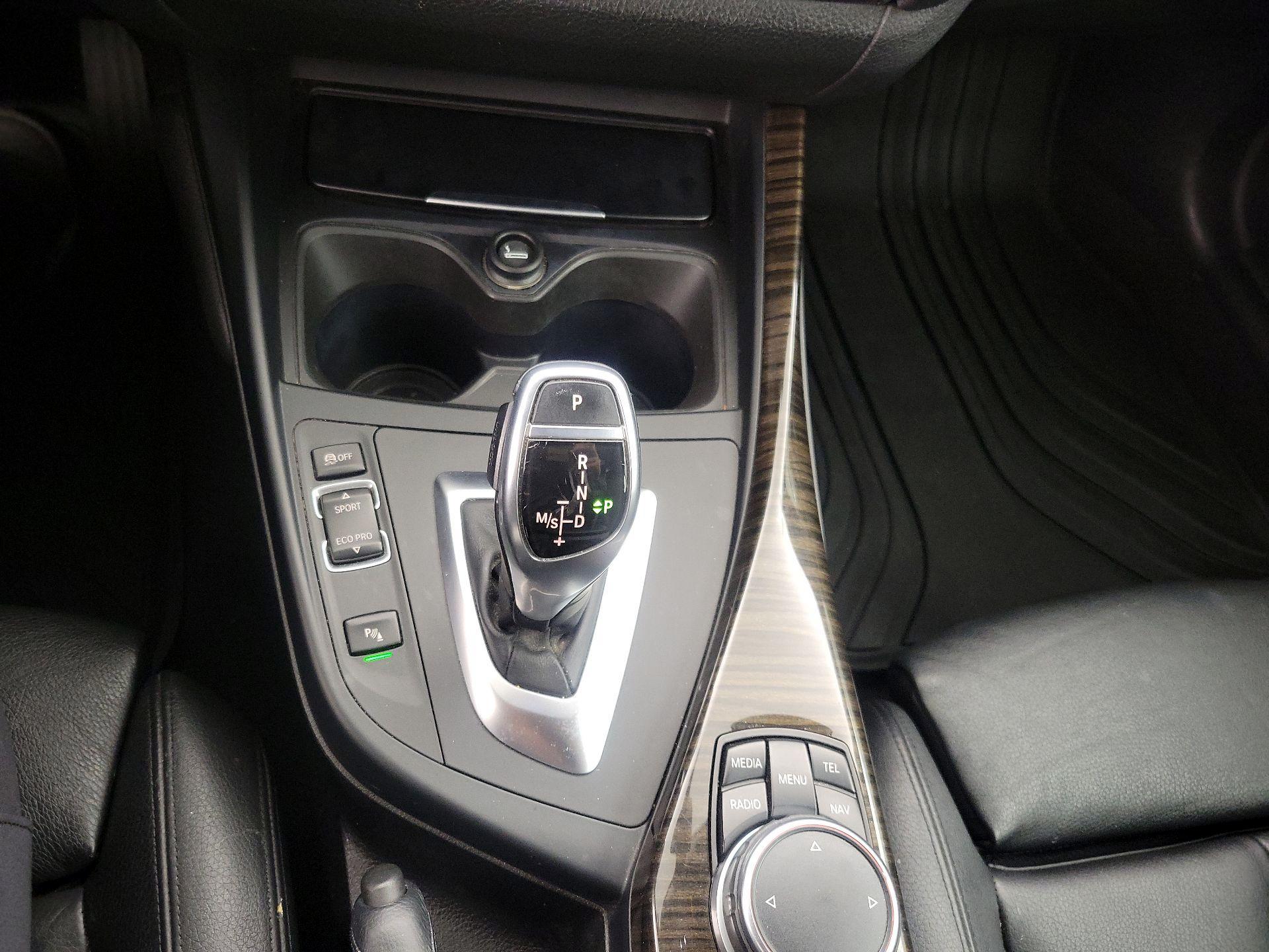 Thumbnail: 2016 BMW 2 Series - 18