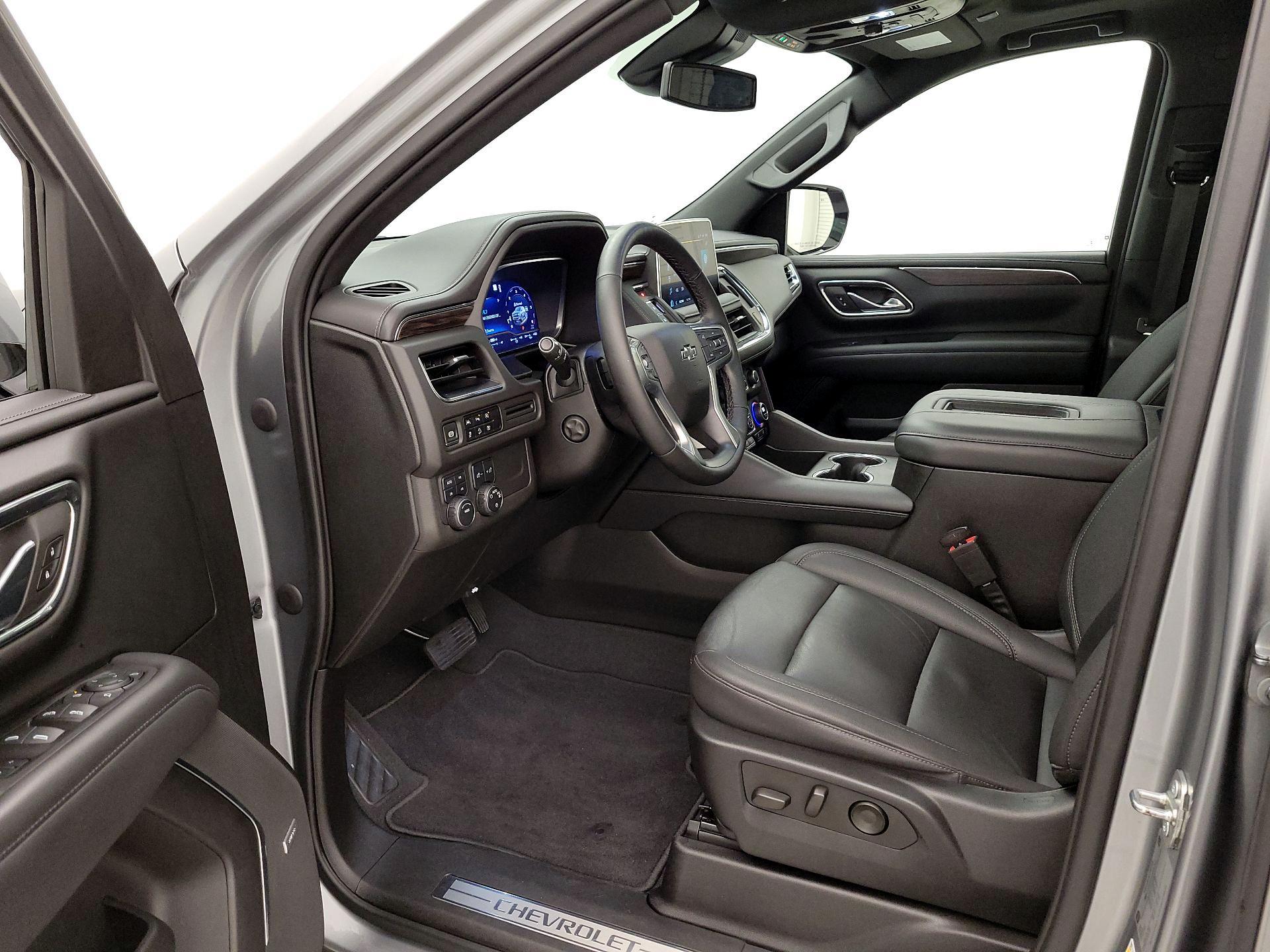 Thumbnail: 2023 Chevrolet Suburban - 11
