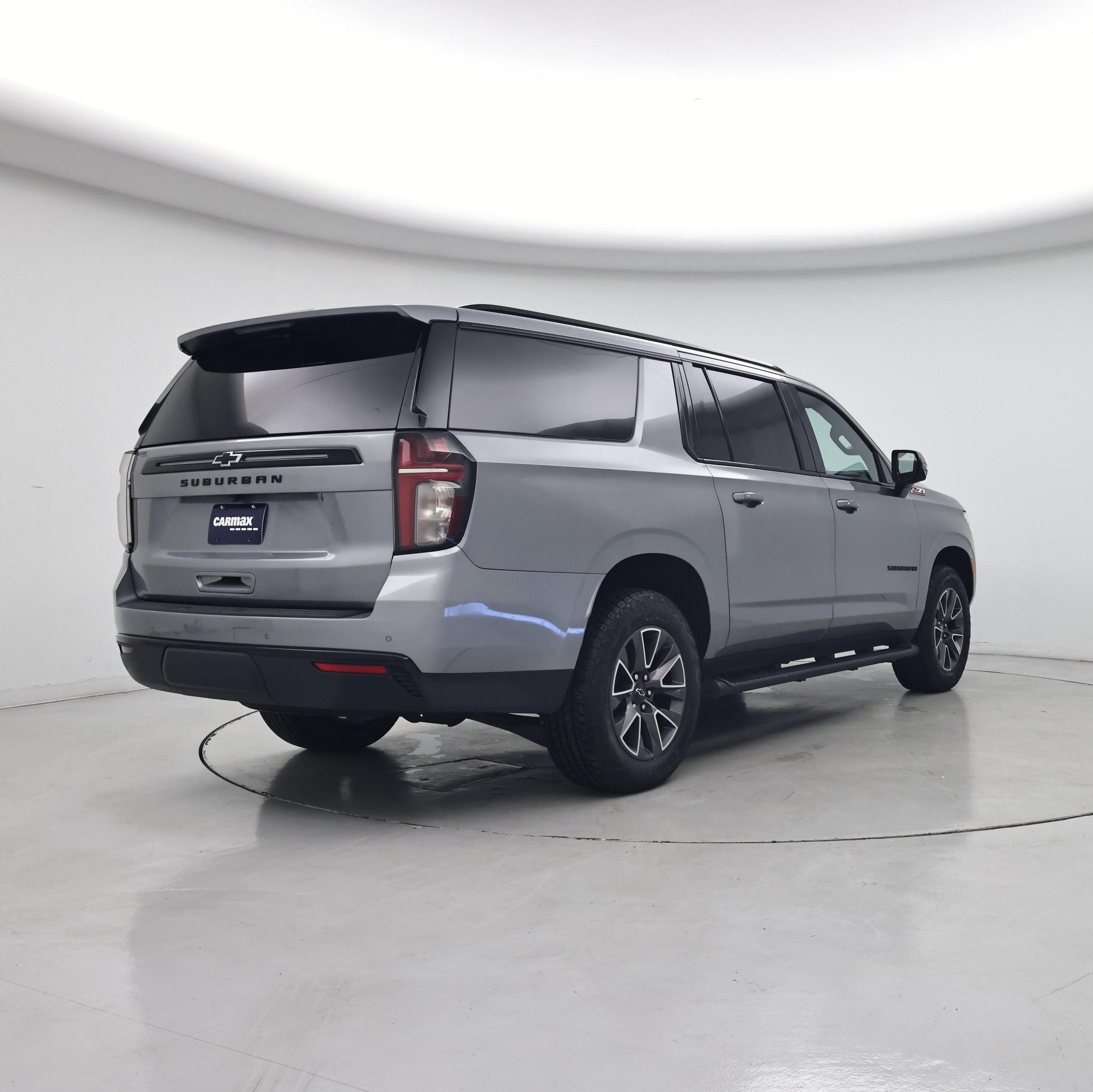 Thumbnail: 2023 Chevrolet Suburban - 8