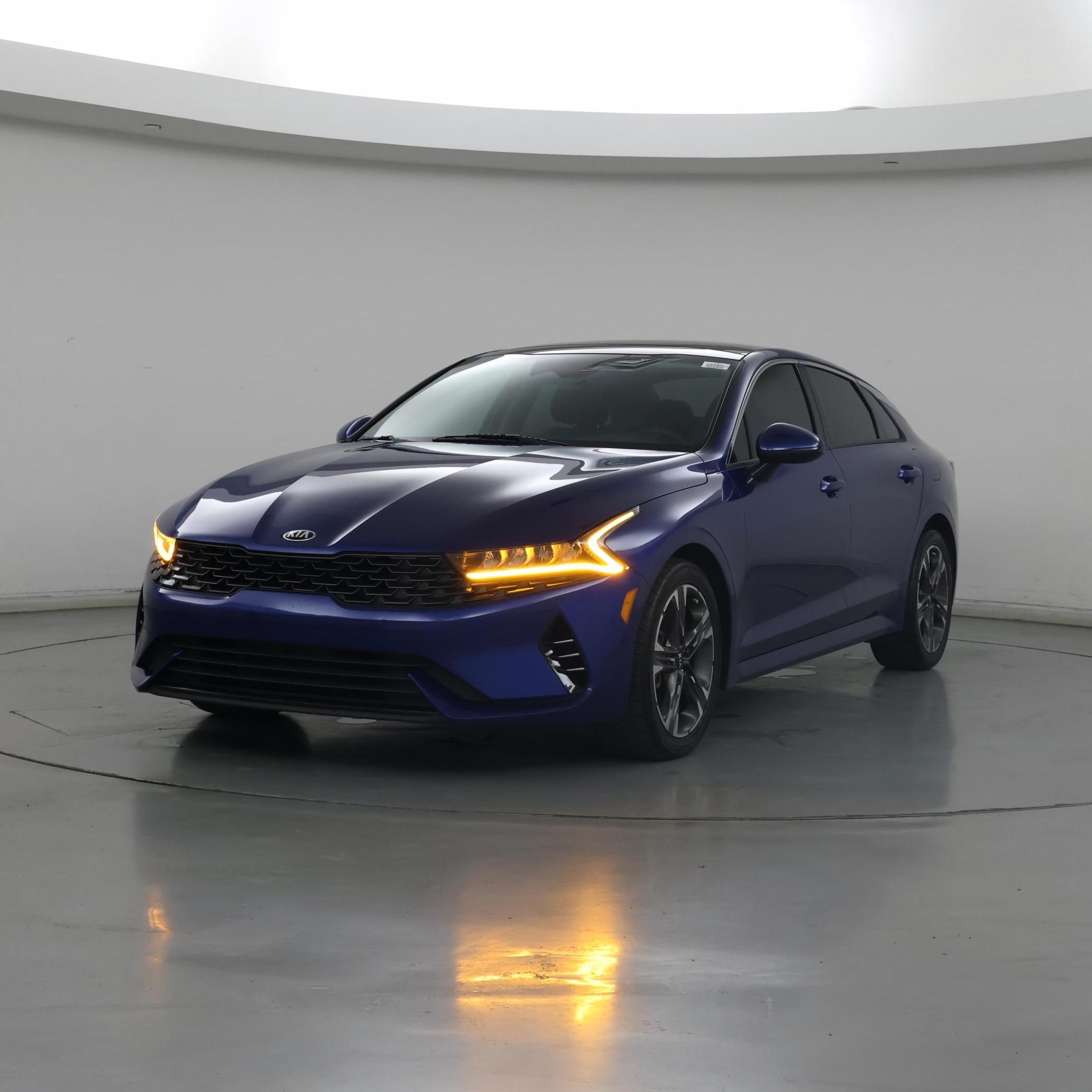 Thumbnail: 2021 Kia K5 - 4