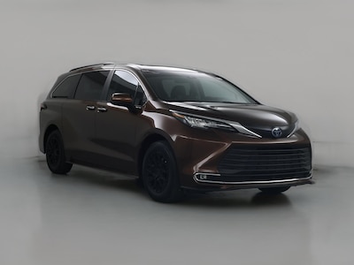 2023 Toyota Sienna Hybrid XLE