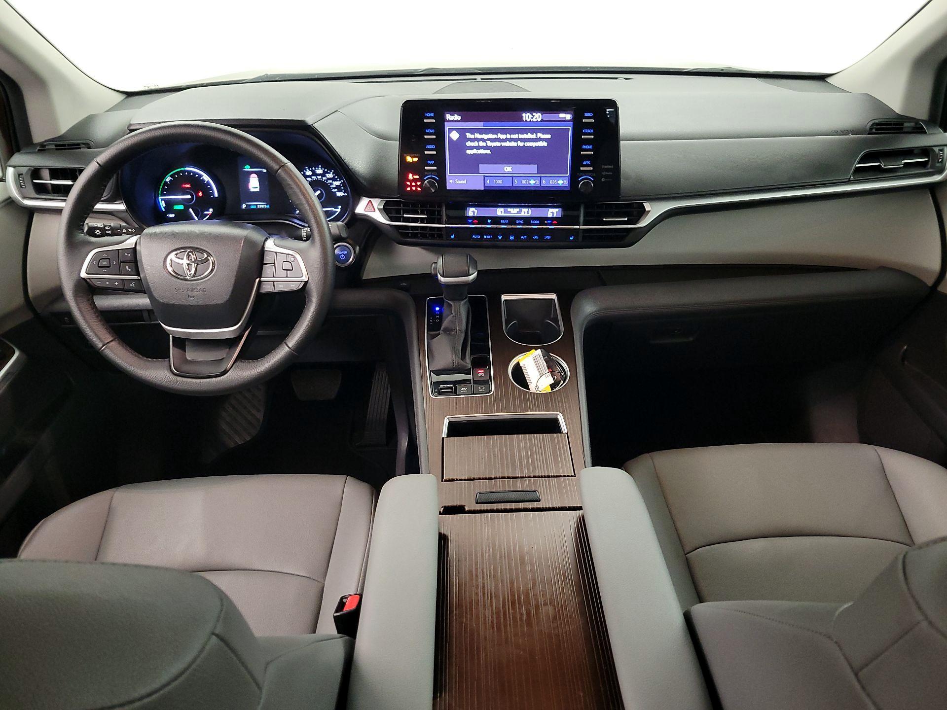 Thumbnail: 2023 Toyota Sienna - 9