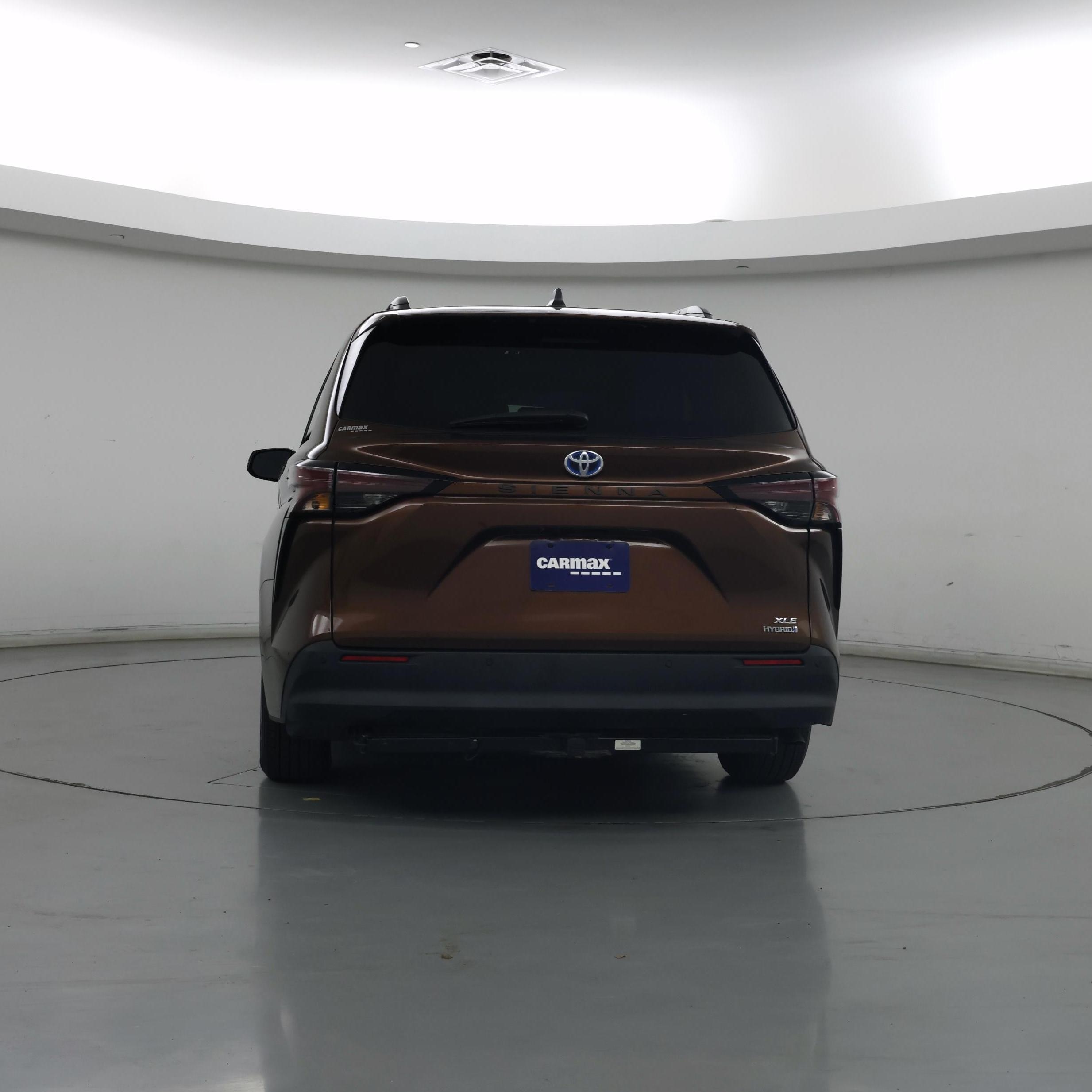 Thumbnail: 2023 Toyota Sienna - 6