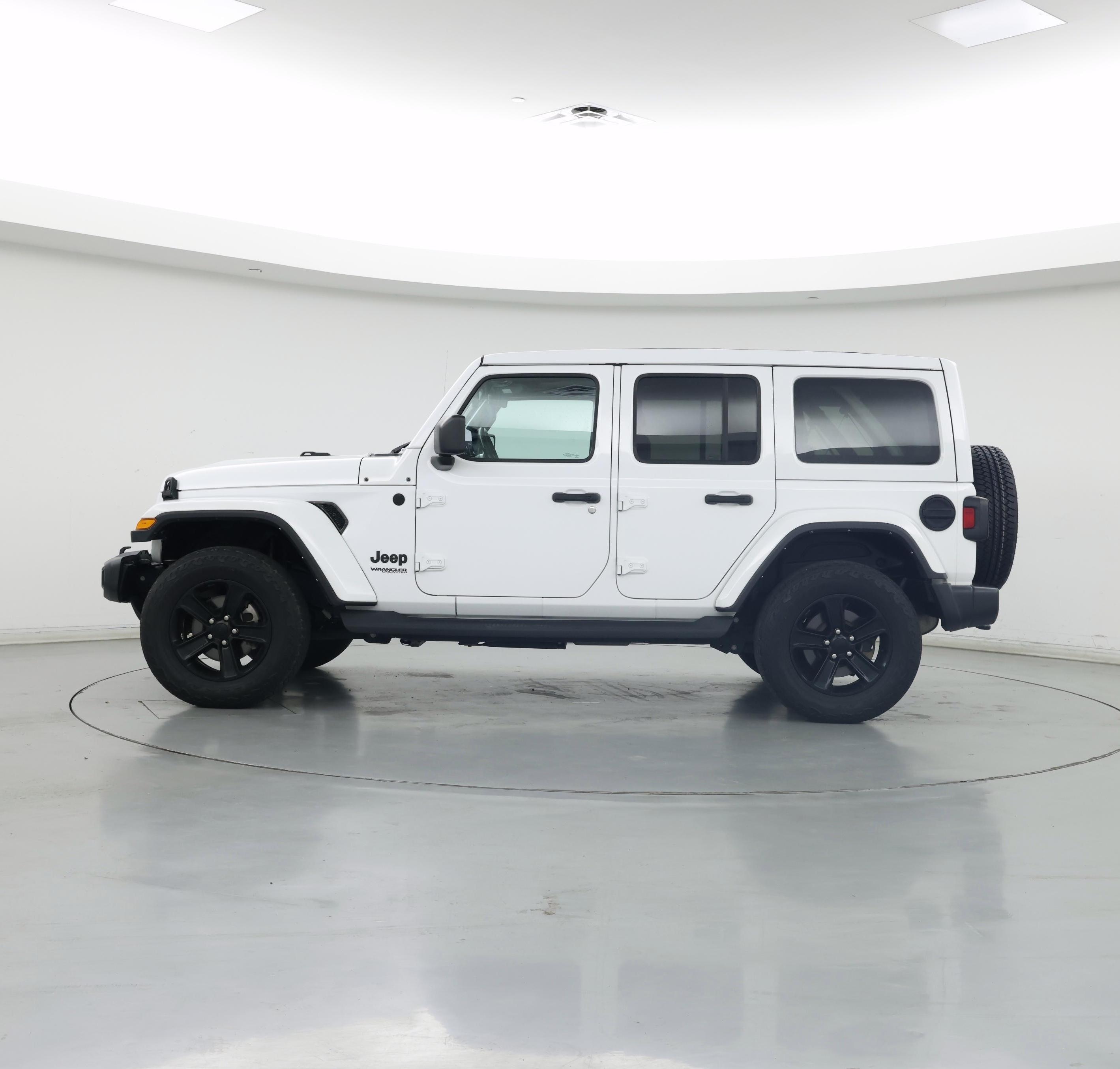Thumbnail: 2022 Jeep Wrangler - 3