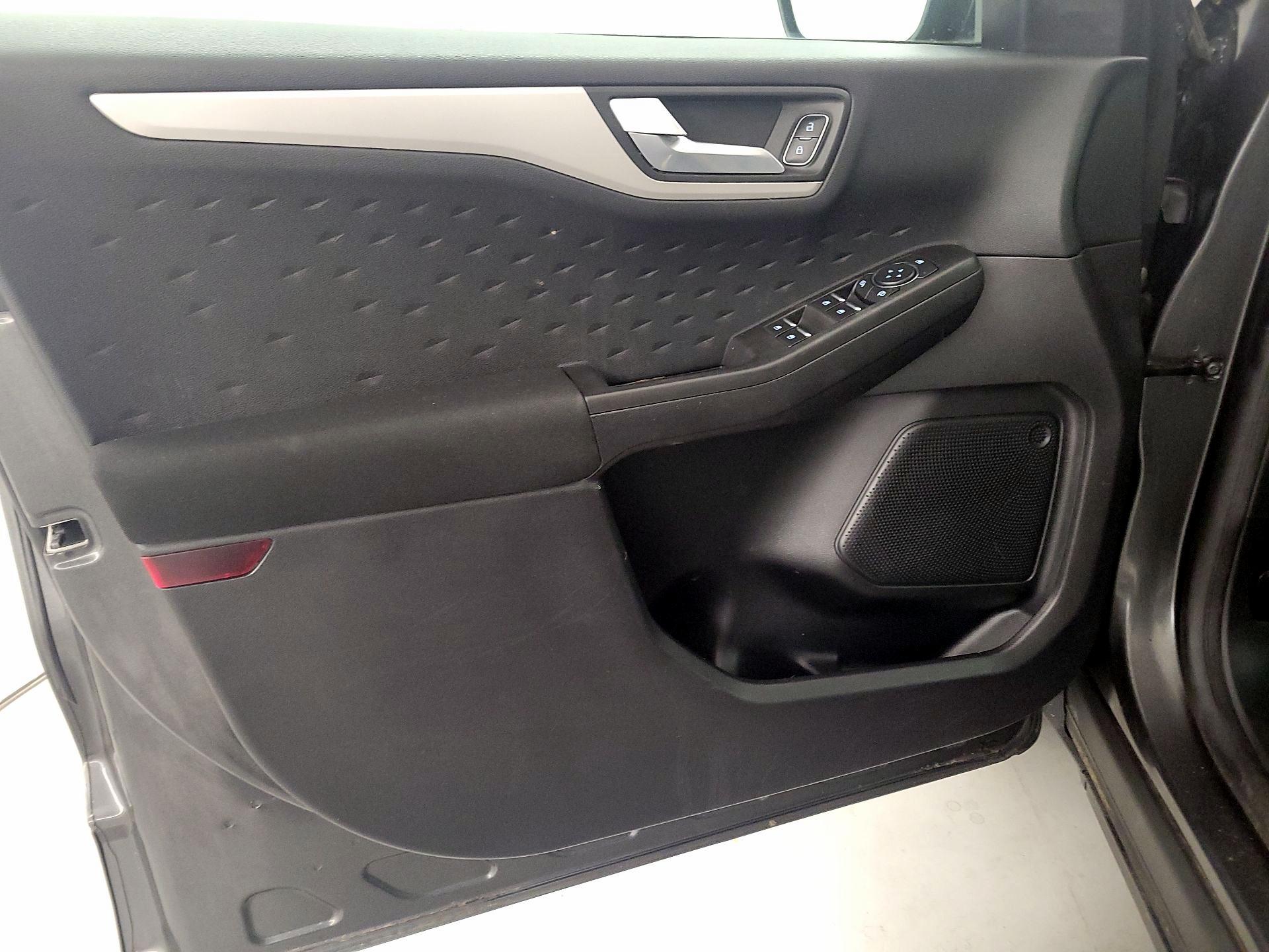 Thumbnail: 2020 Ford Escape - 12