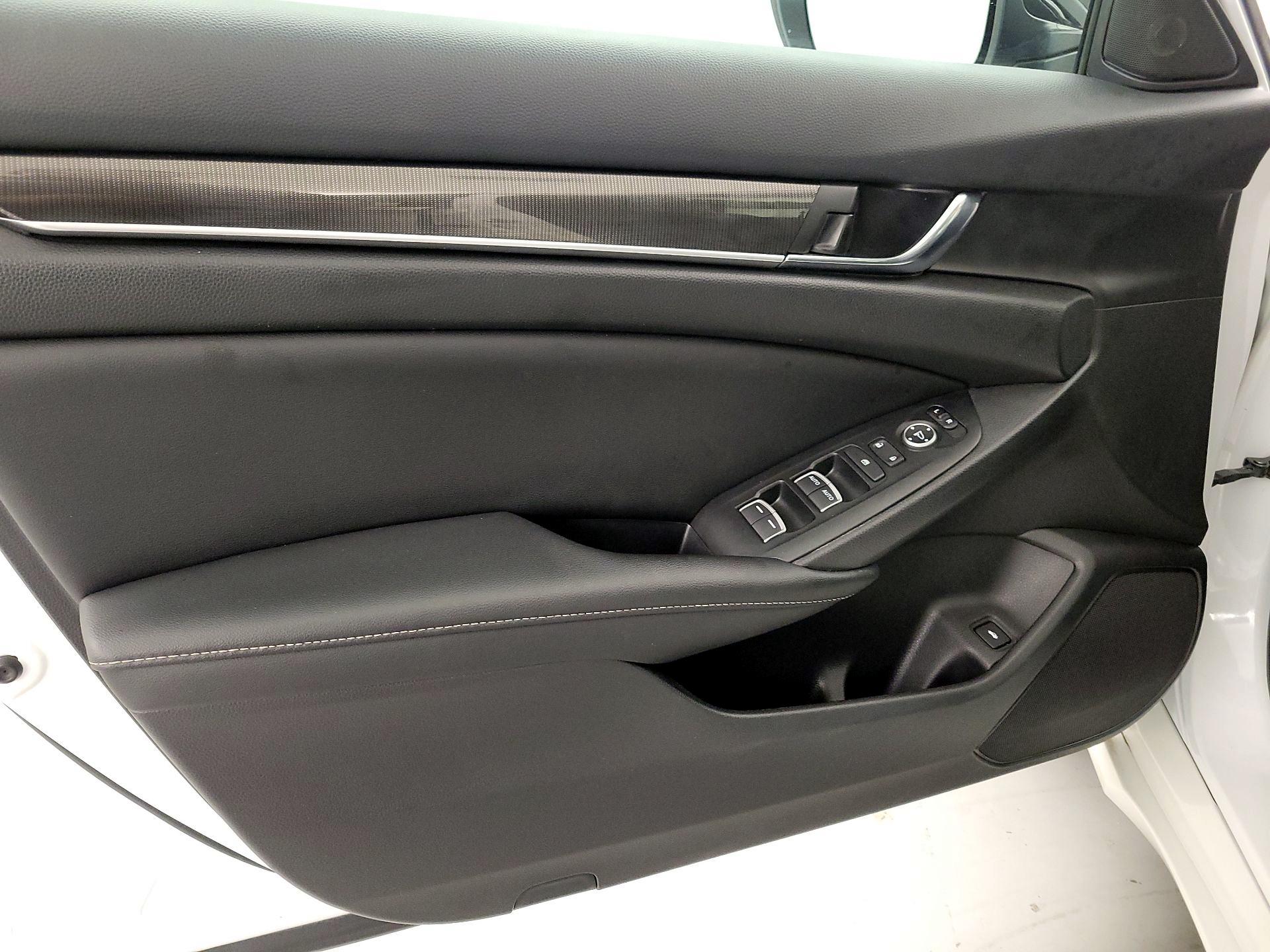 Thumbnail: 2022 Honda Accord - 12