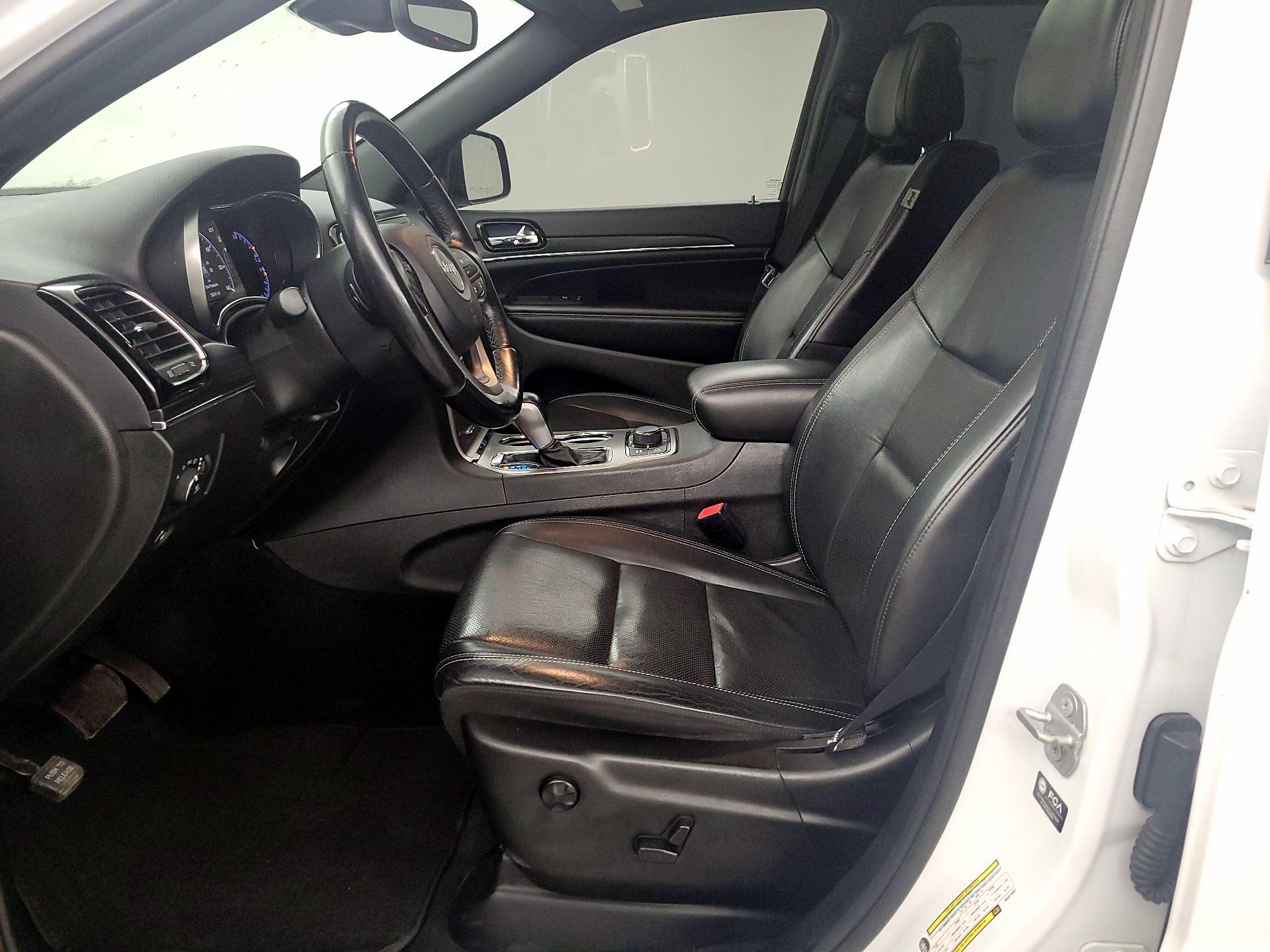 Thumbnail: 2021 Jeep Grand Cherokee - 11