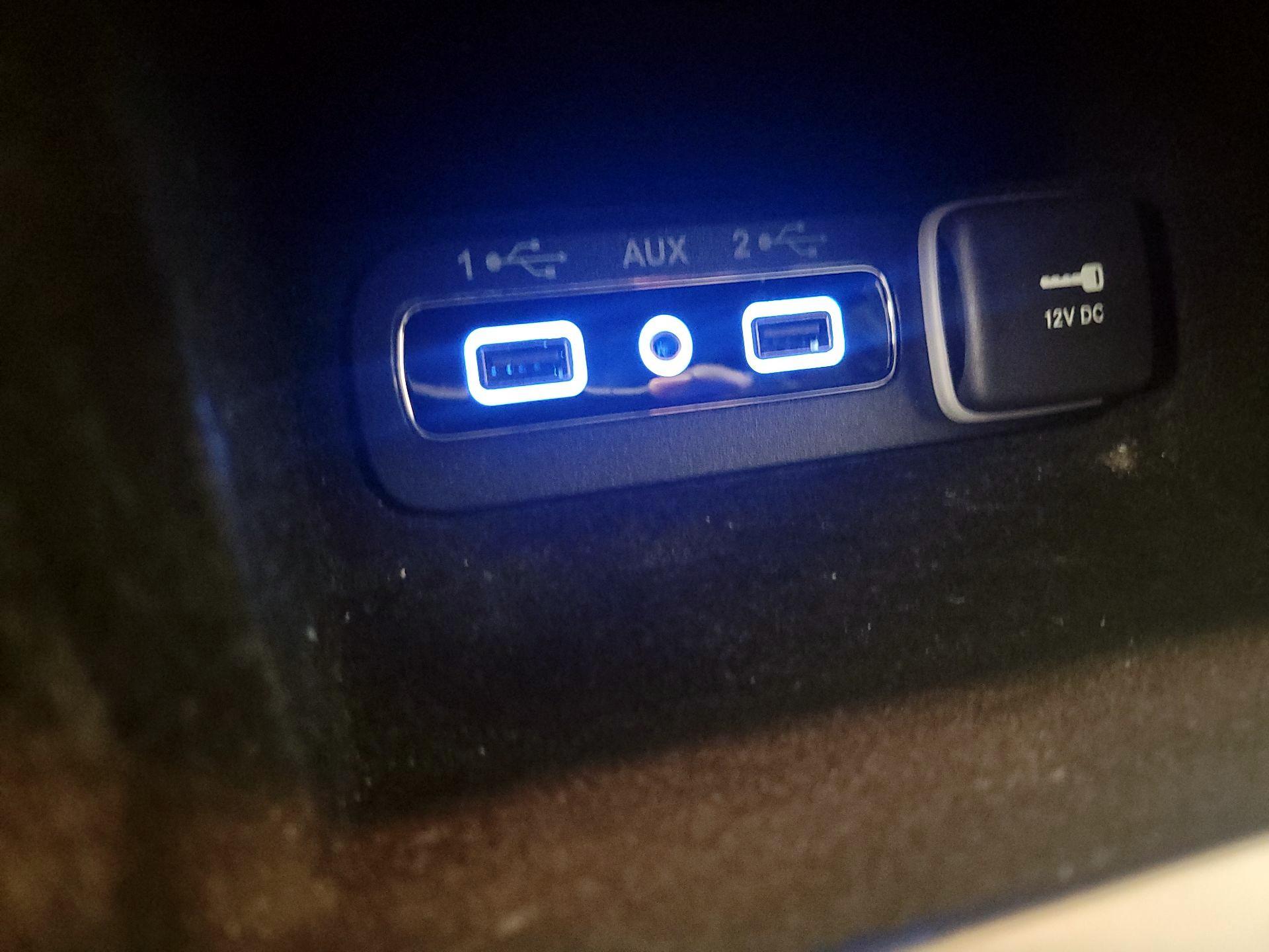 Thumbnail: 2021 Jeep Grand Cherokee - 19