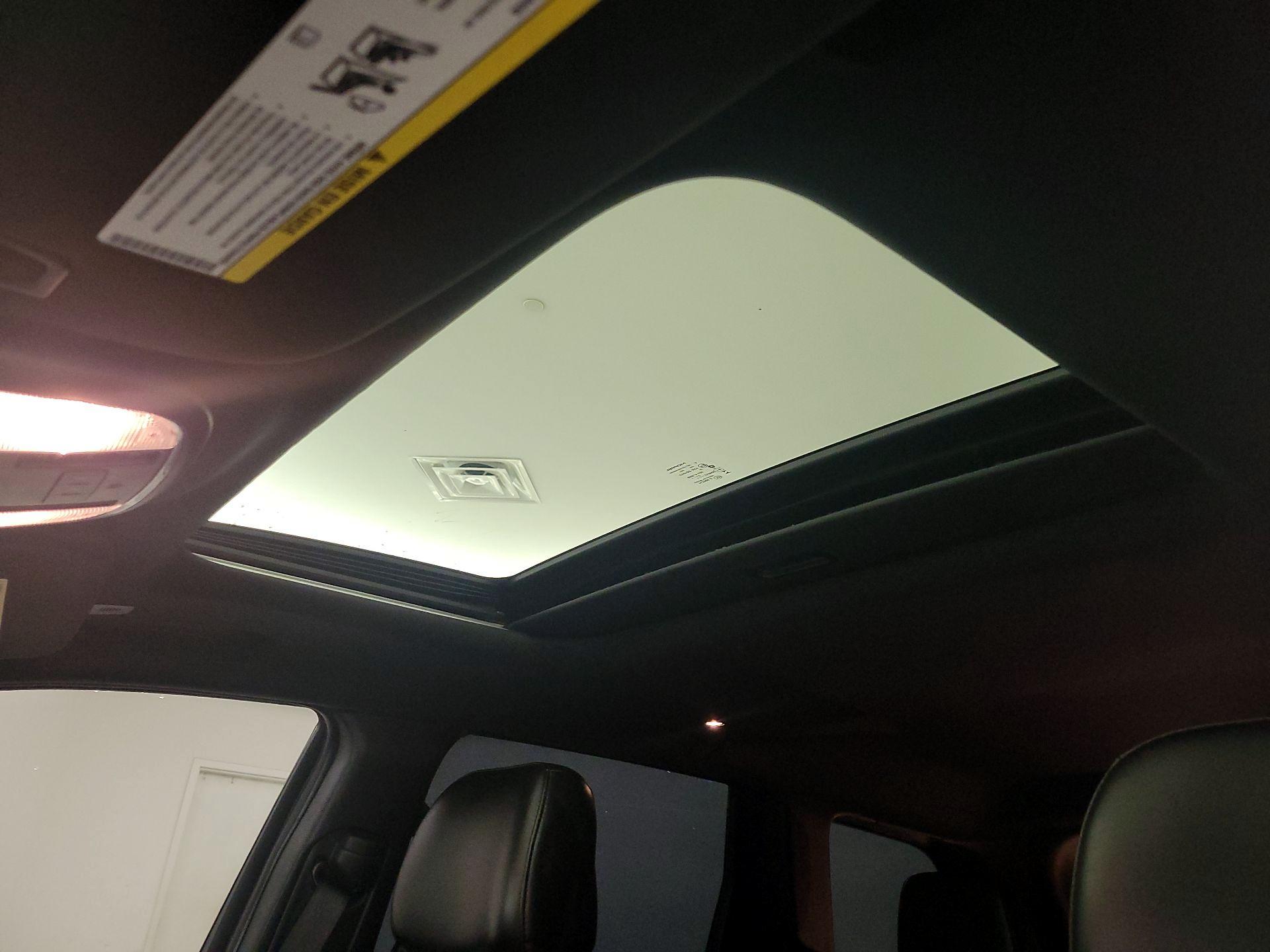 Thumbnail: 2021 Jeep Grand Cherokee - 20