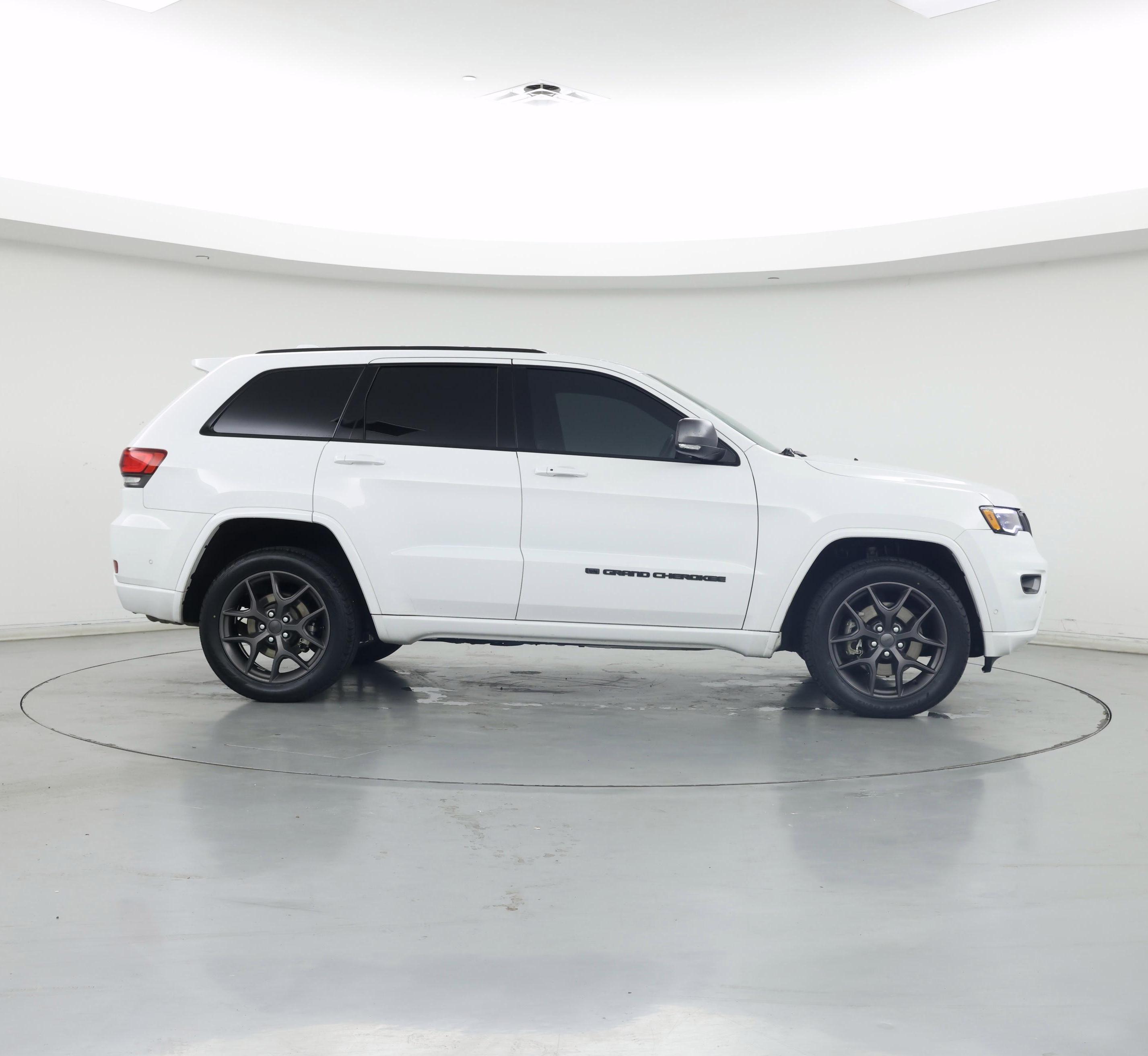 Thumbnail: 2021 Jeep Grand Cherokee - 7
