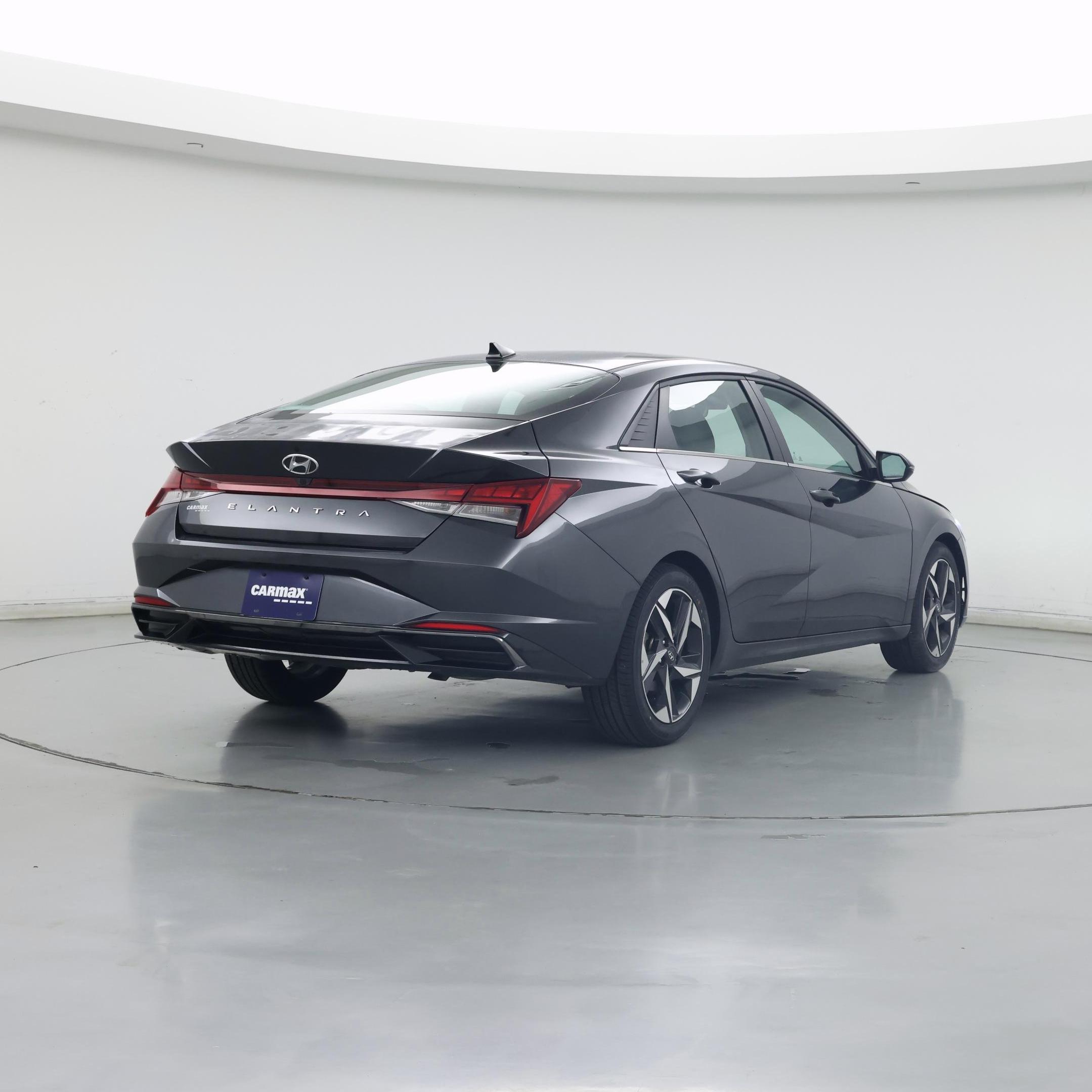 Thumbnail: 2021 Hyundai Elantra - 8