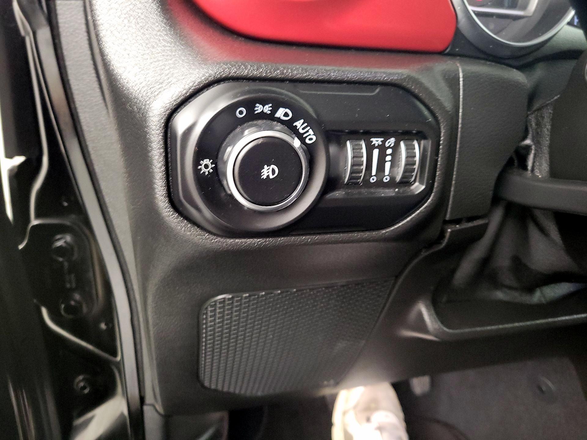 Thumbnail: 2021 Jeep Wrangler - 13