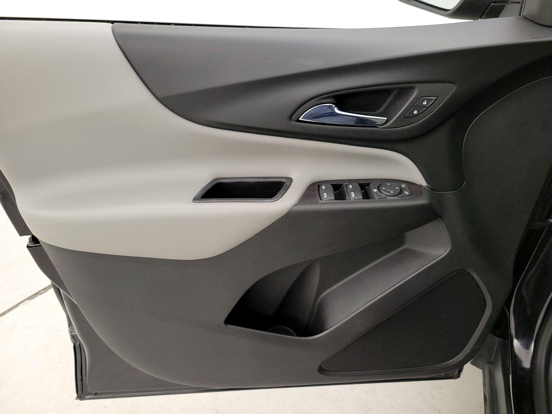 Thumbnail: 2020 Chevrolet Equinox - 12