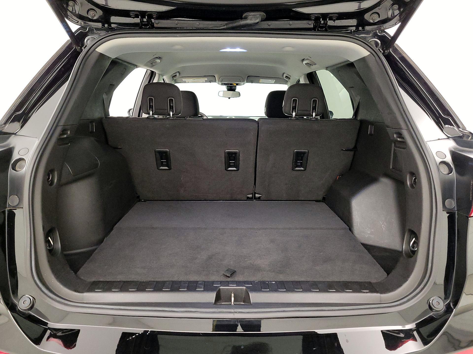 Thumbnail: 2020 Chevrolet Equinox - 20