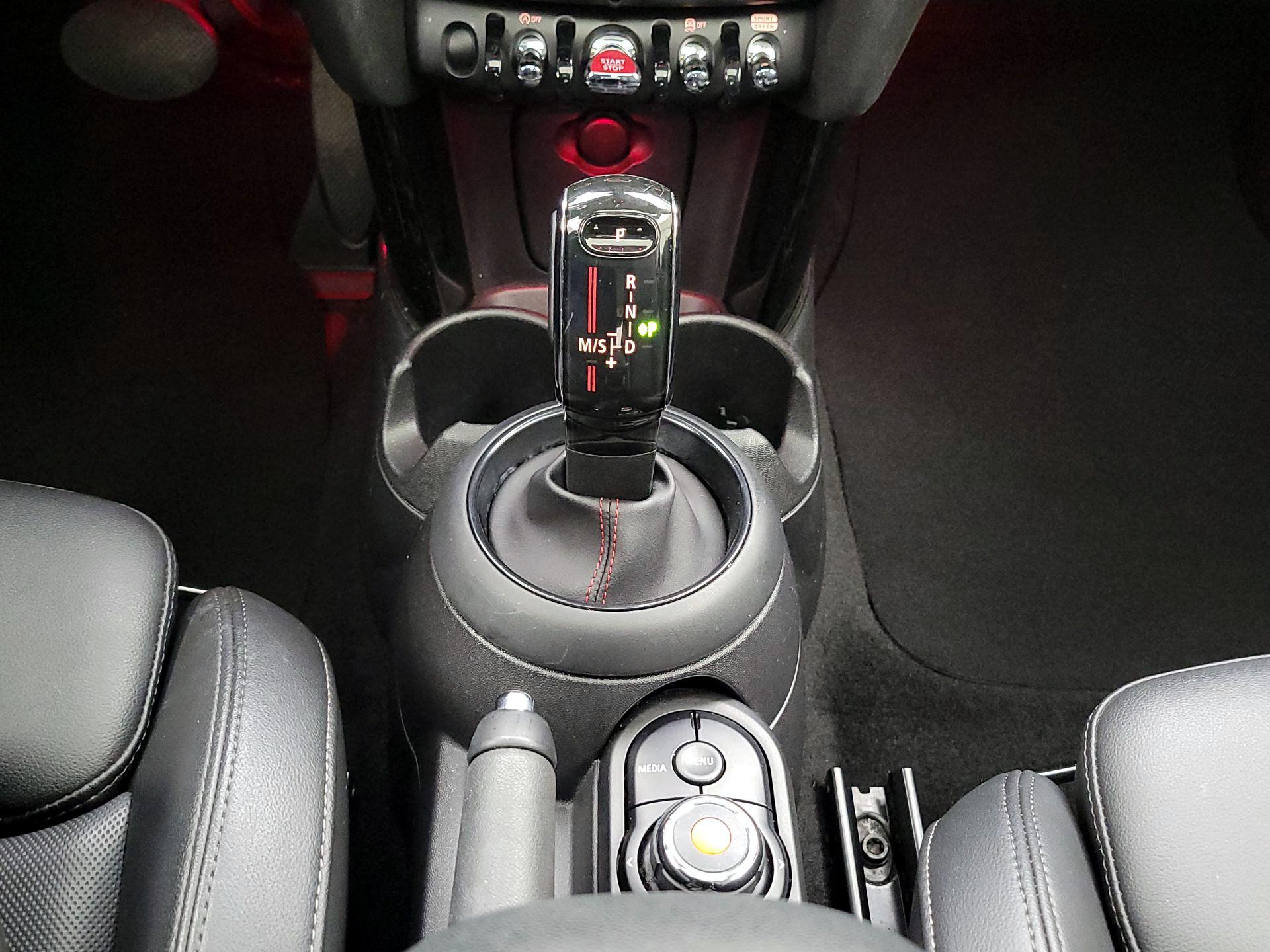 Thumbnail: 2020 MINI Cooper Hardtop - 17