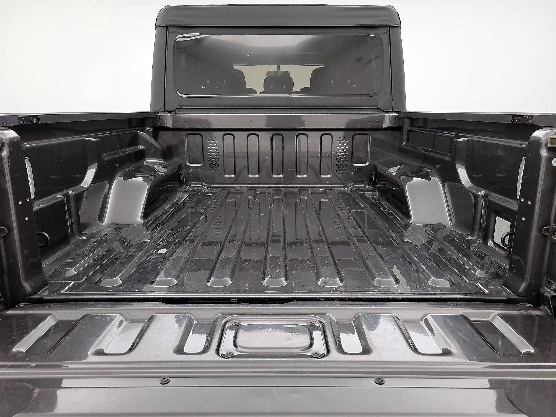 Thumbnail: 2020 Jeep Gladiator - 20