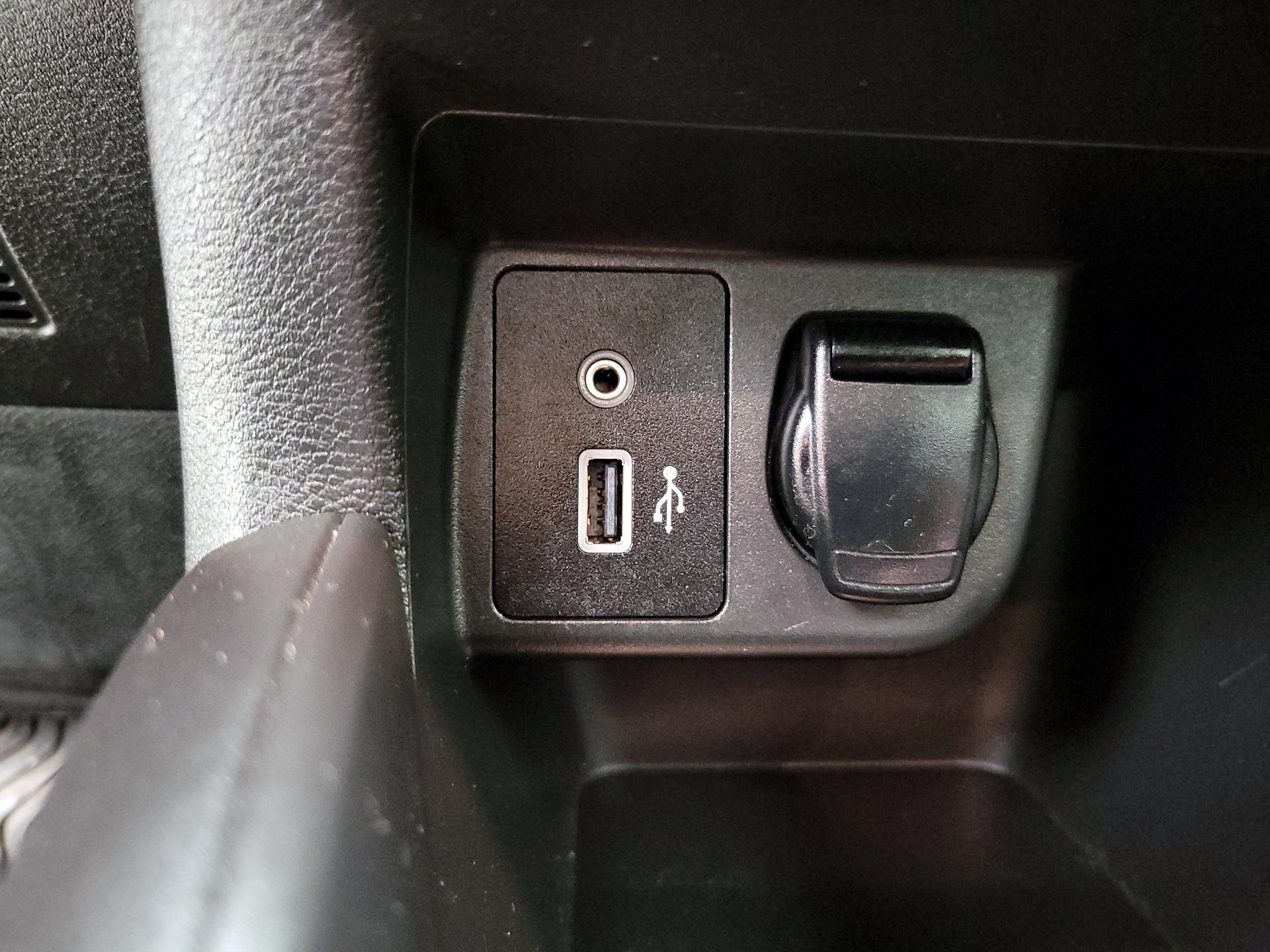 Thumbnail: 2020 Nissan Versa - 18