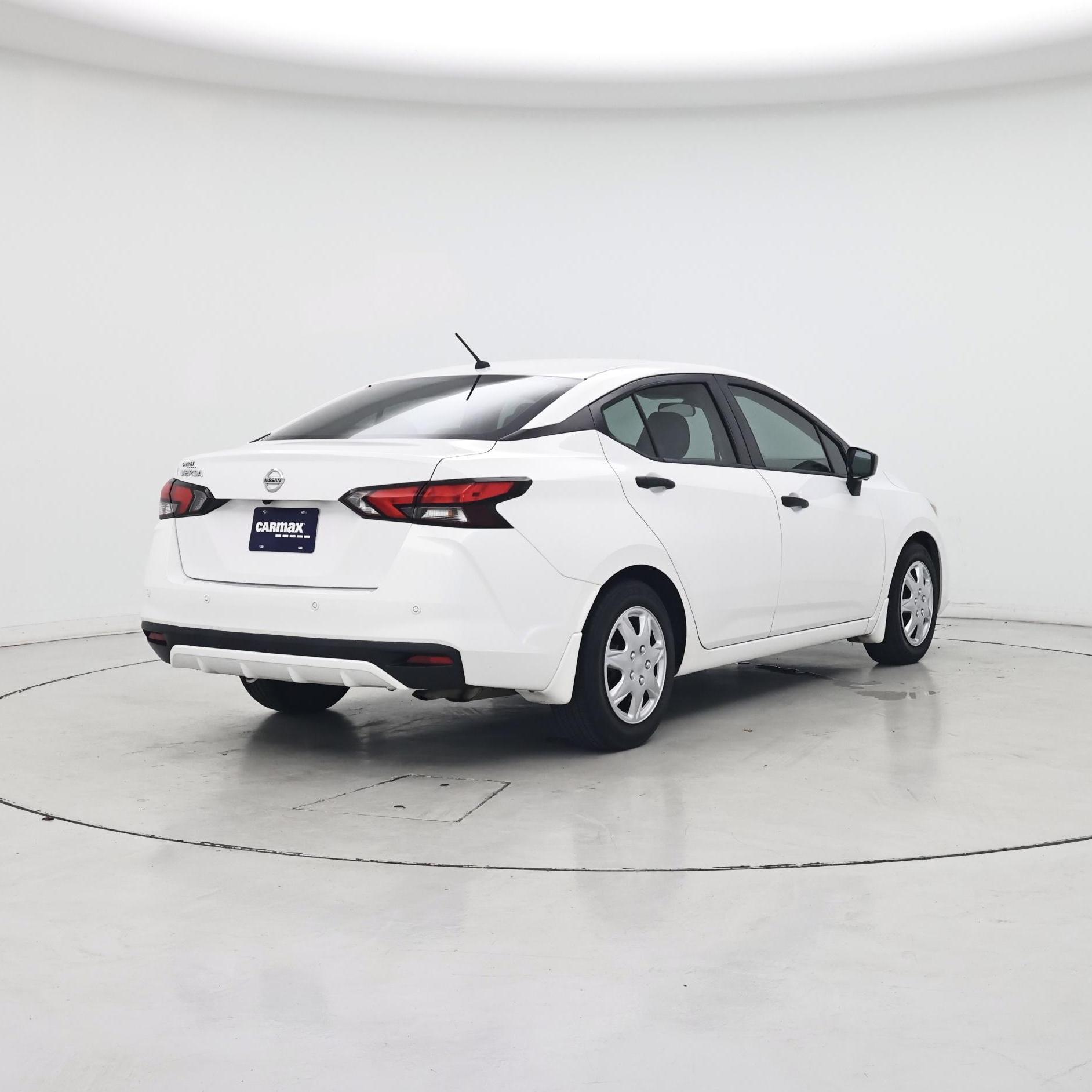 Thumbnail: 2020 Nissan Versa - 8